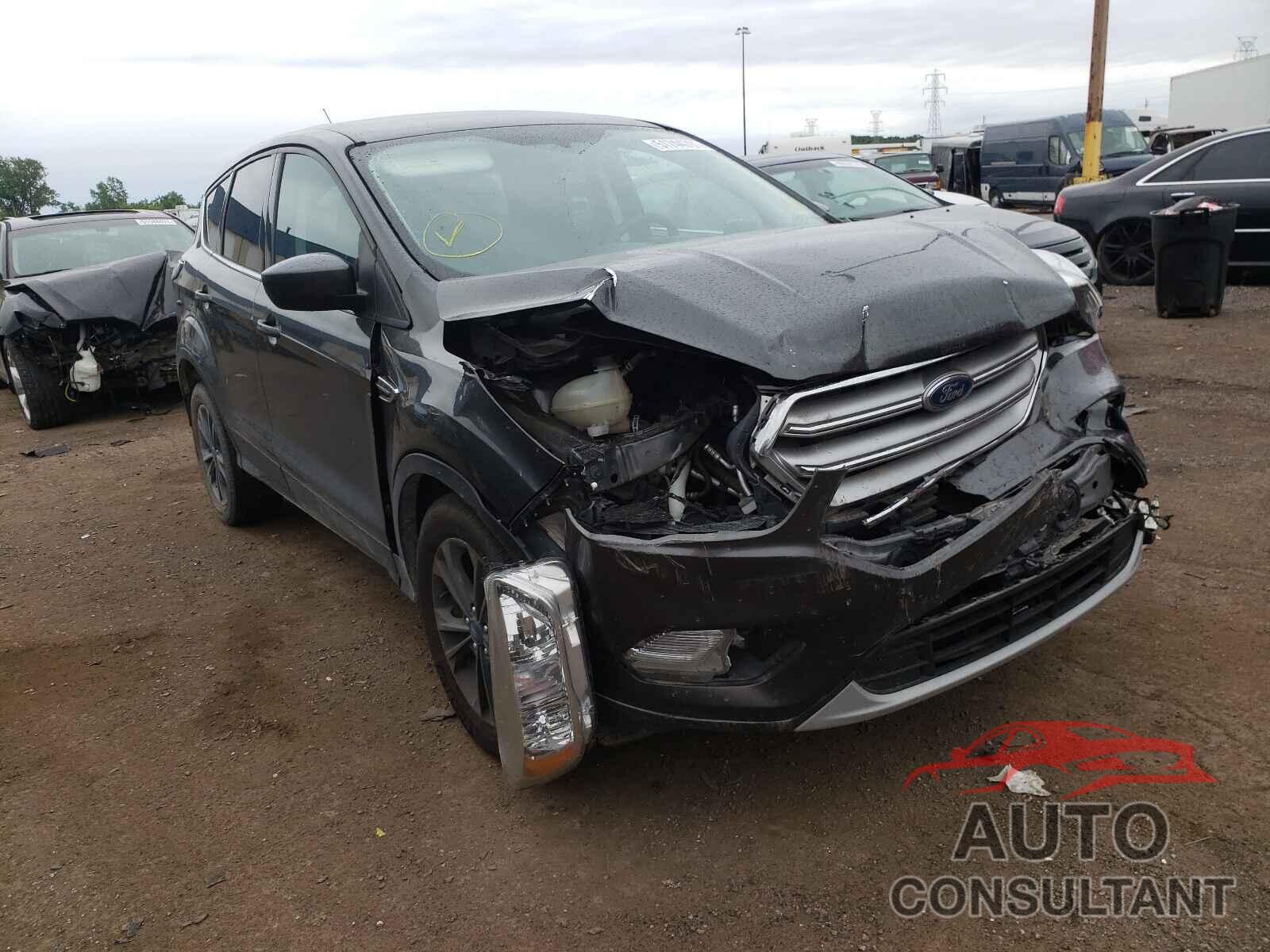 FORD ESCAPE 2017 - 1FMCU9GD5HUC98382