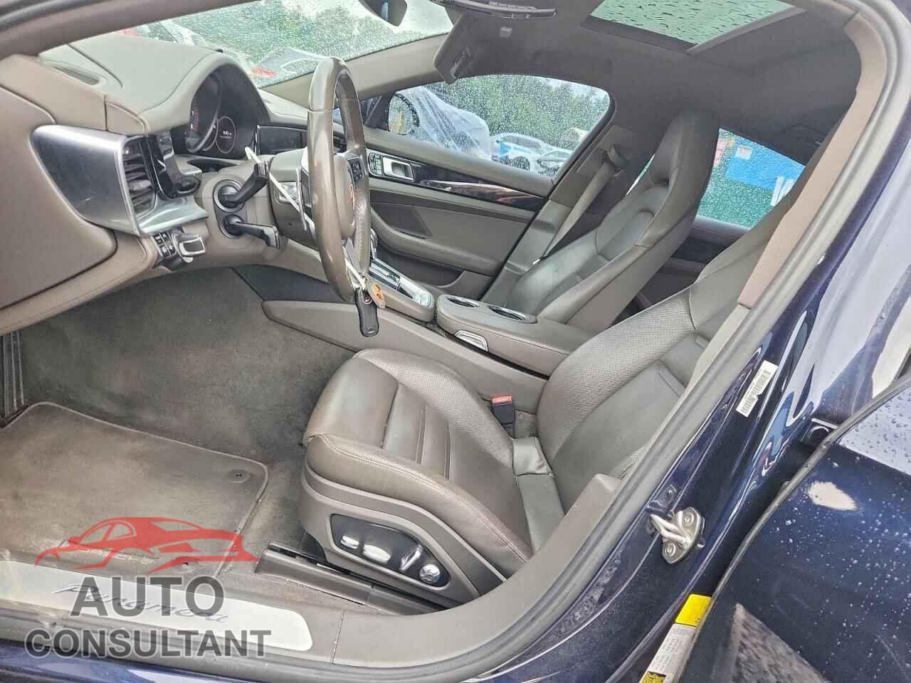 PORSCHE PANAMERA 2017 - WP0AA2A78HL102276