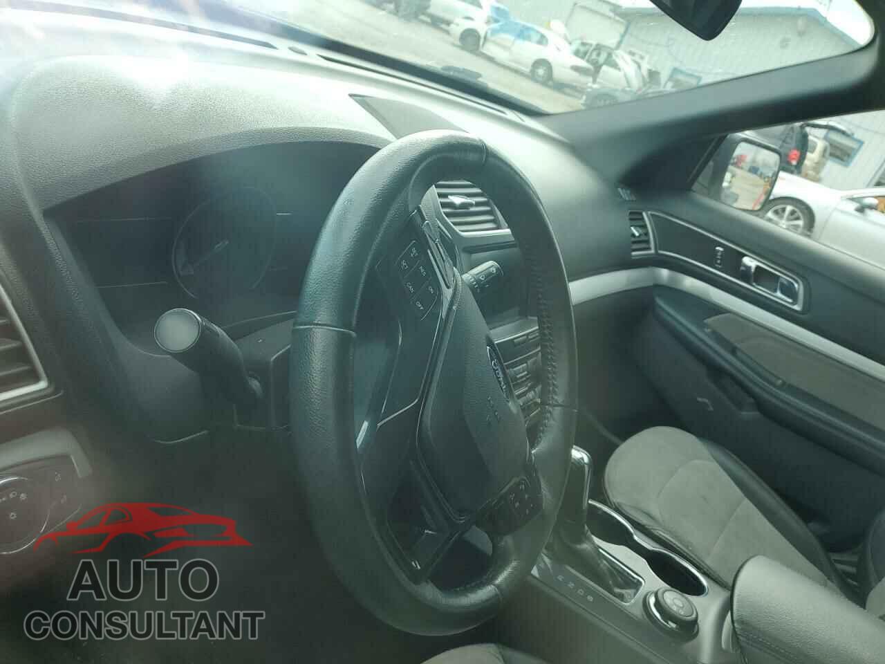 FORD EXPLORER 2017 - 1FM5K8D88HGD82677