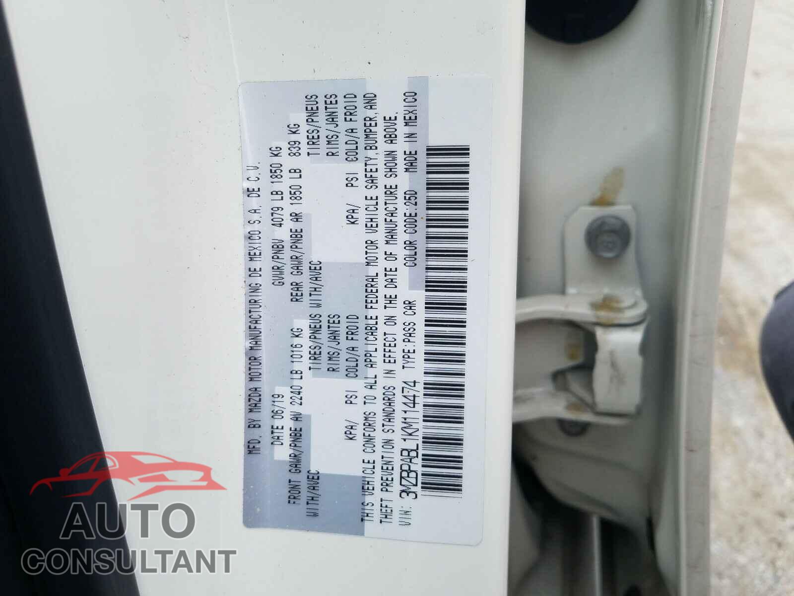 MAZDA 3 2019 - 3MZBPABL1KM114474