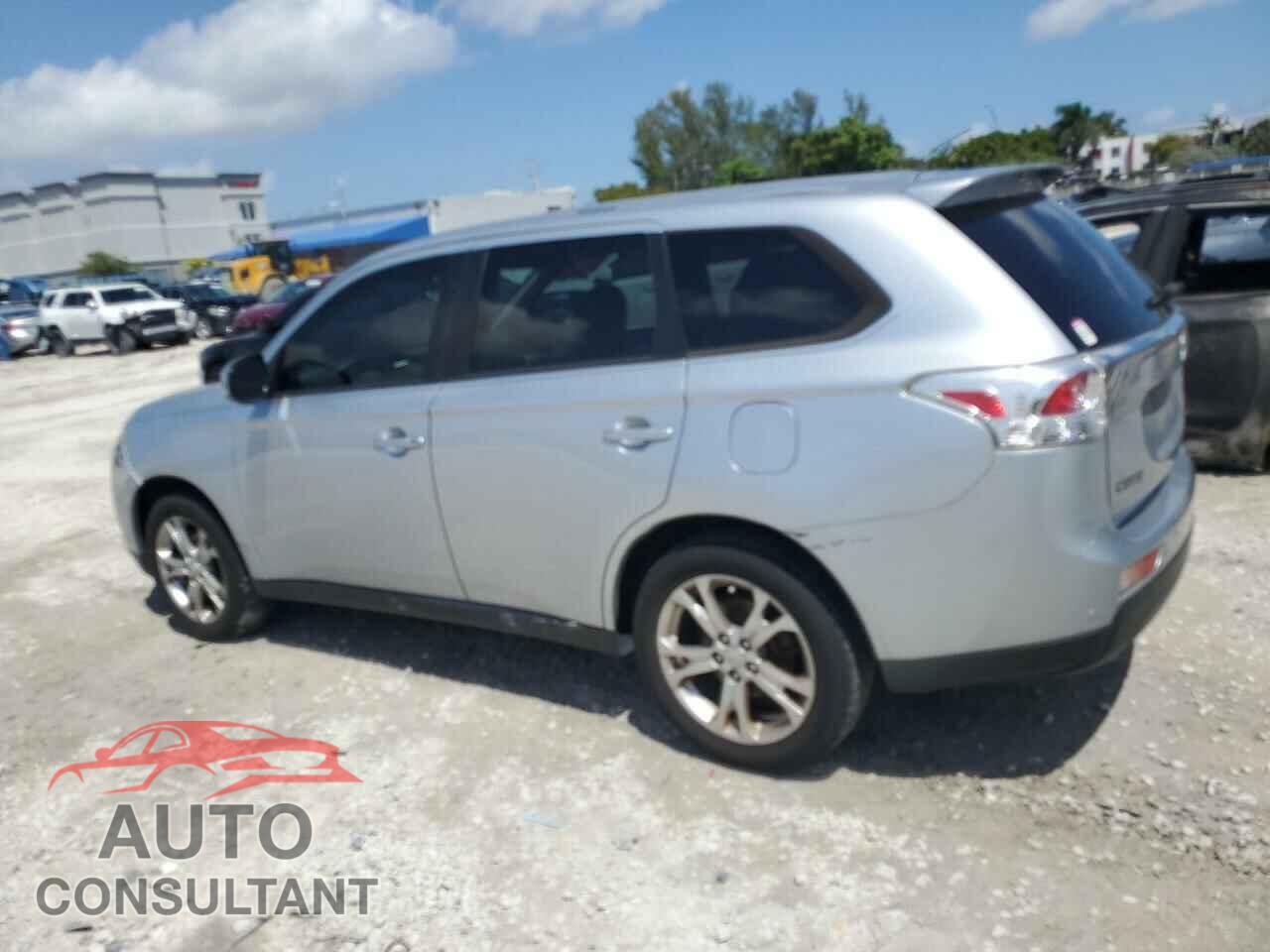 MITSUBISHI OUTLANDER 2014 - JA4AD3A33EZ001496