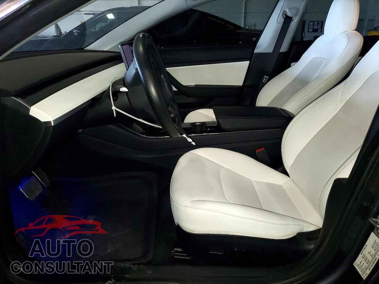 TESLA MODEL 3 2019 - 5YJ3E1EA8KF332651