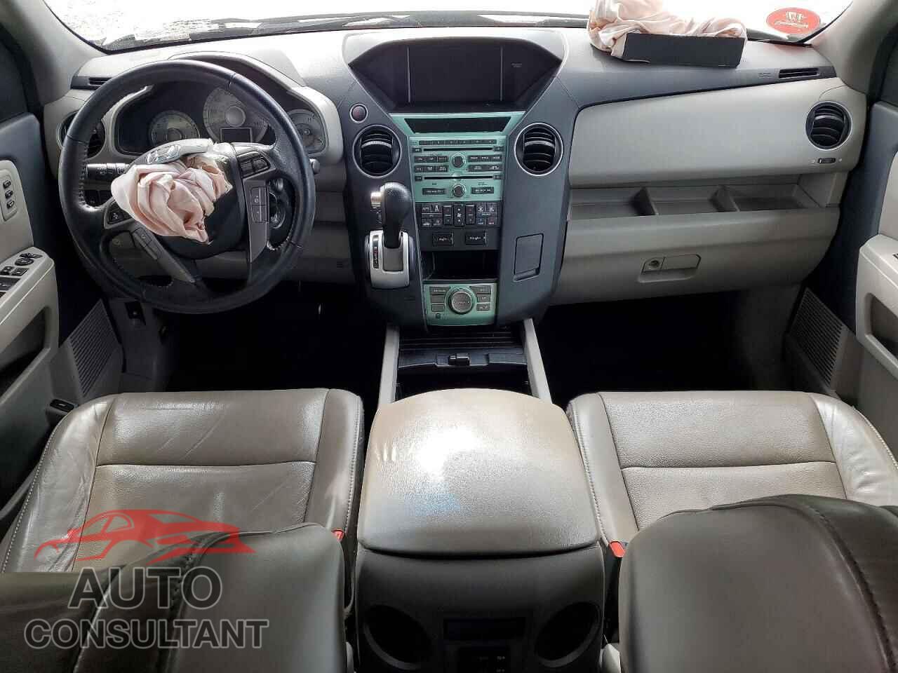HONDA PILOT 2011 - 5FNYF3H99BB044119