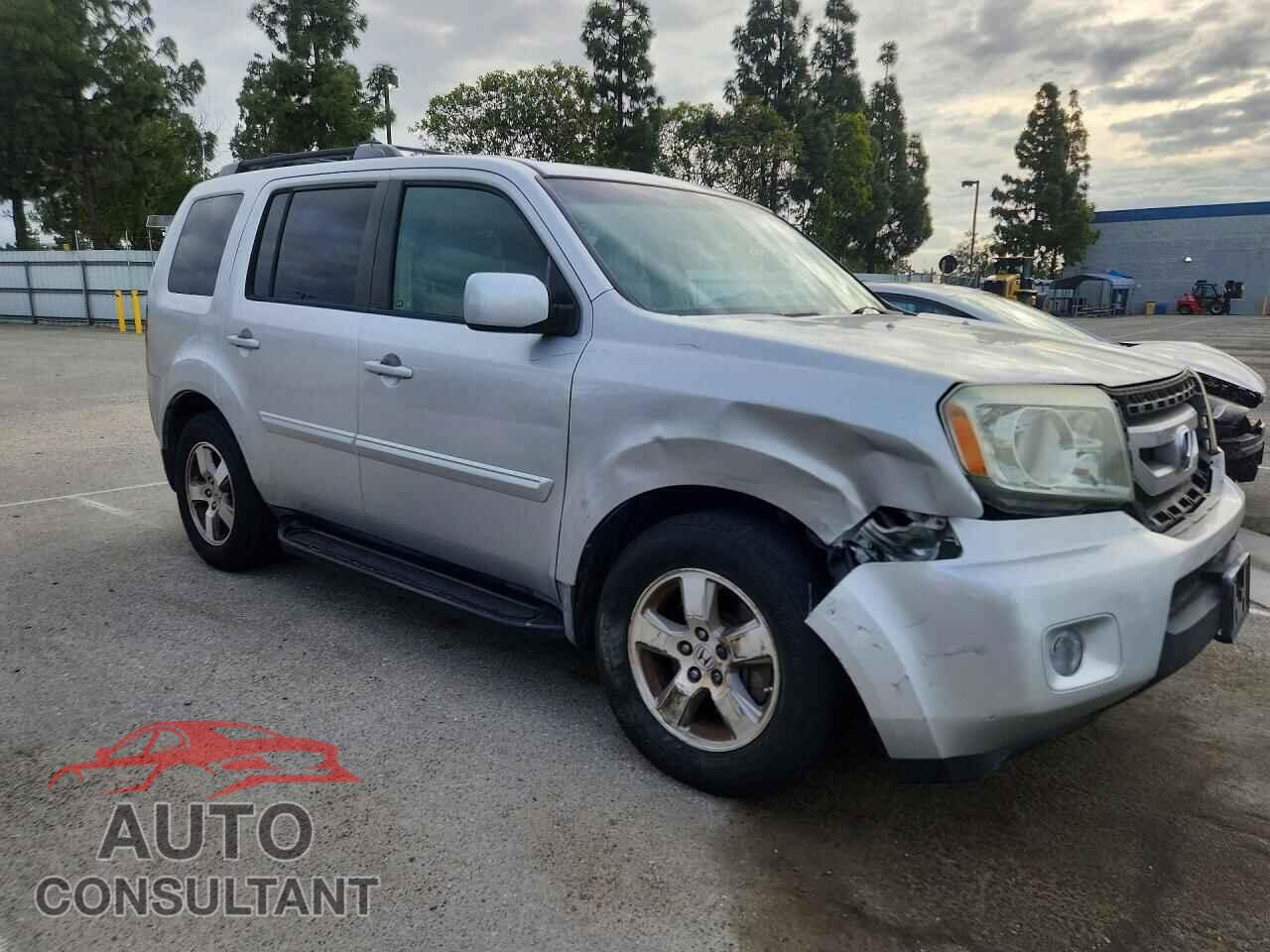 HONDA PILOT 2009 - 5FNYF38589B024452