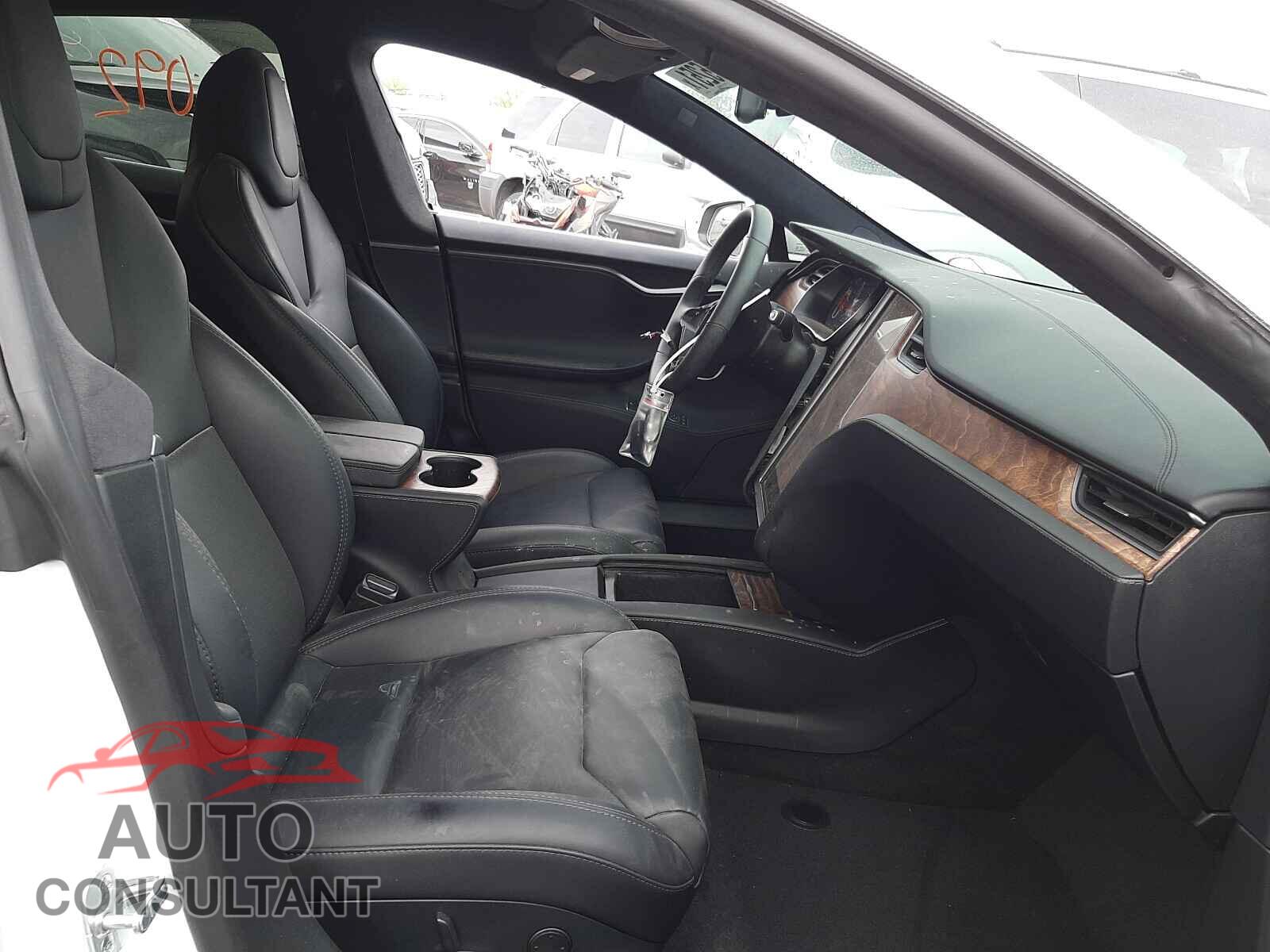 TESLA MODEL S 2019 - 5YJSA1E20KF331087