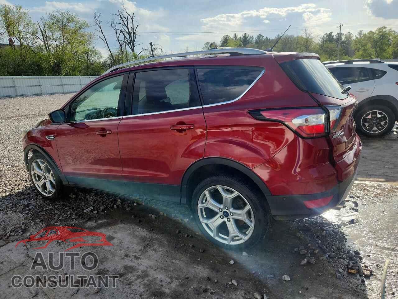 FORD ESCAPE 2017 - 1FMCU9J94HUD49794