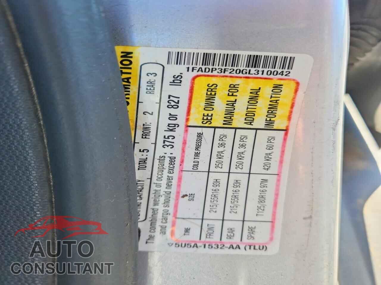 FORD FOCUS 2016 - 1FADP3F20GL310042