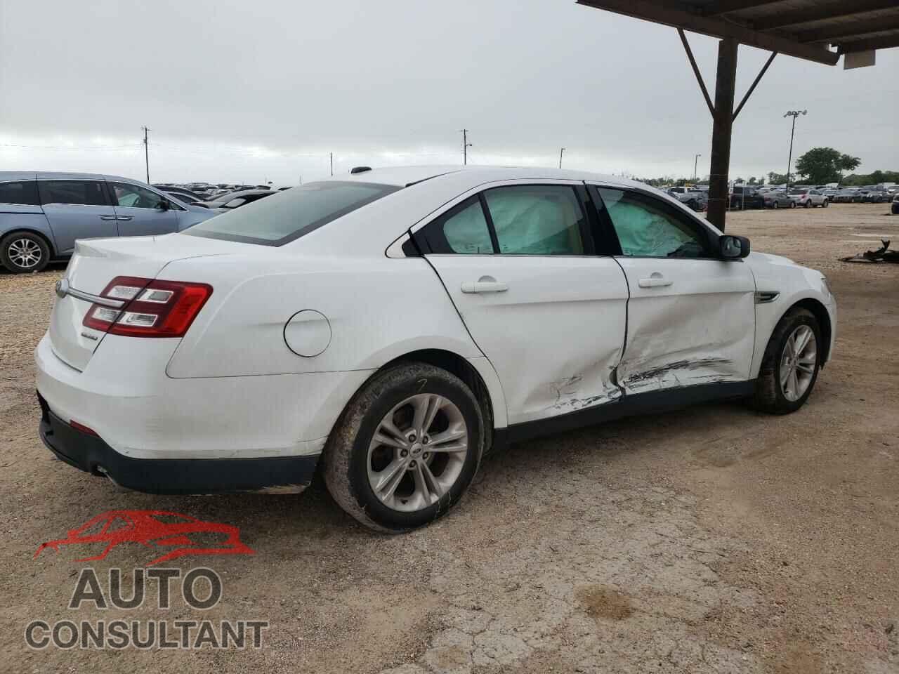 FORD TAURUS 2017 - 1FAHP2D8XHG114686