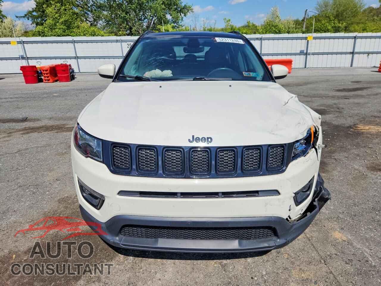 JEEP COMPASS 2018 - 3C4NJDBB6JT301577