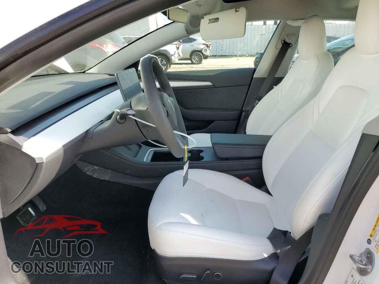TESLA MODEL 3 2022 - 5YJ3E1EA4NF328696