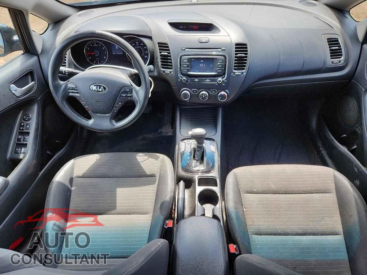 KIA FORTE 2017 - 3KPFL4A74HE059236