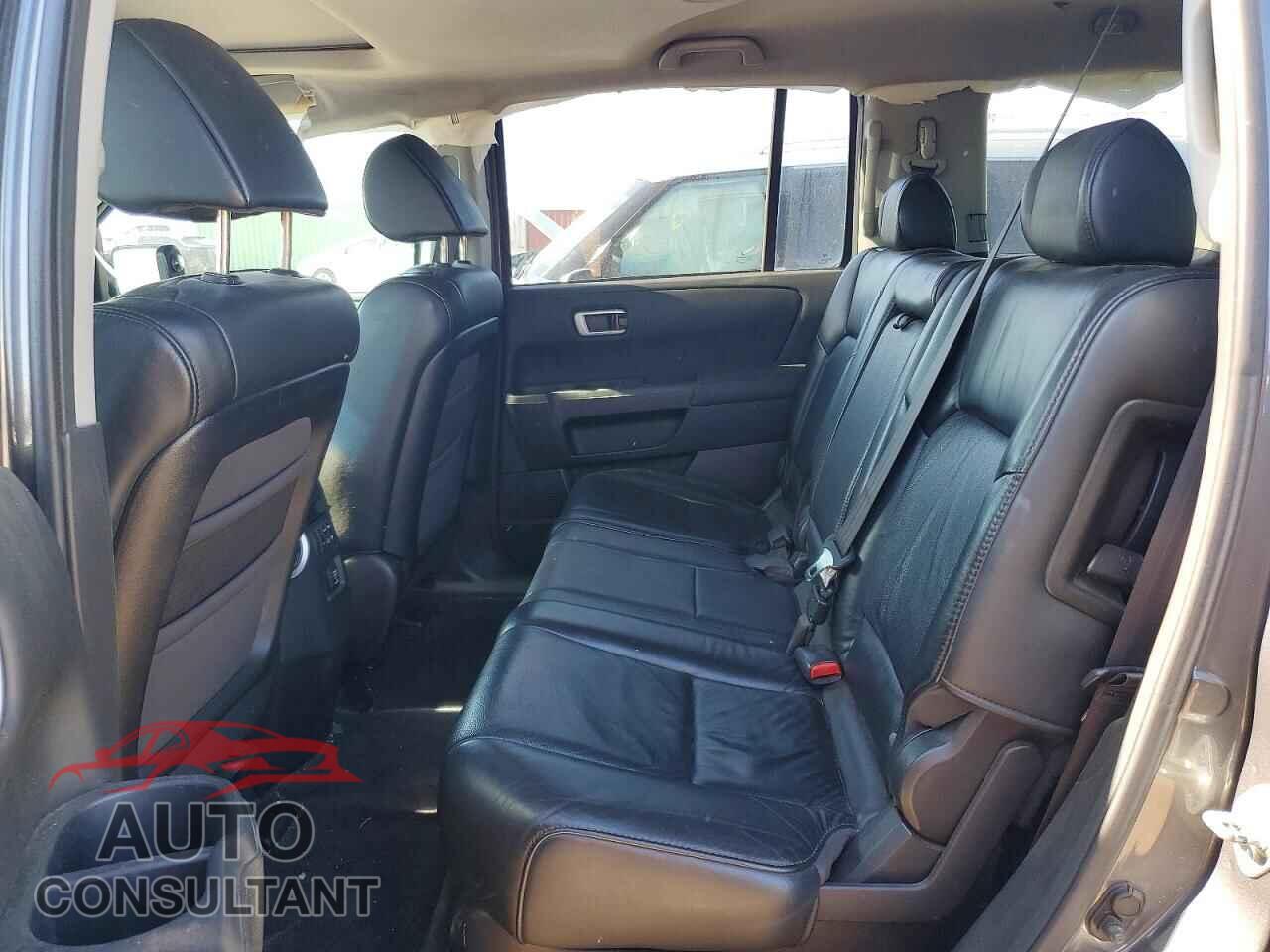HONDA PILOT 2011 - 5FNYF4H53BB076373