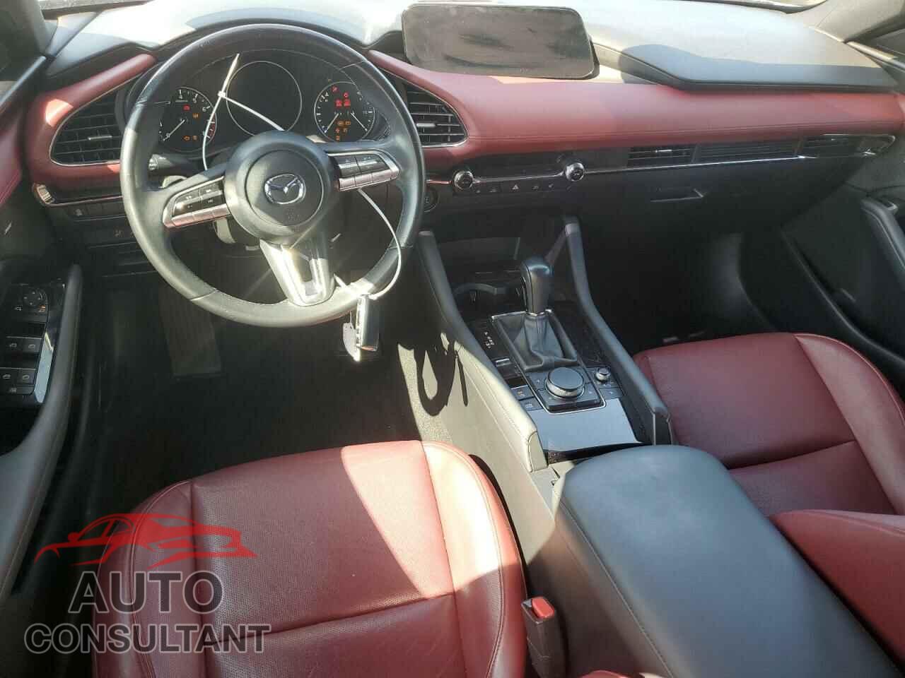 MAZDA 3 2021 - JM1BPAML4M1401436