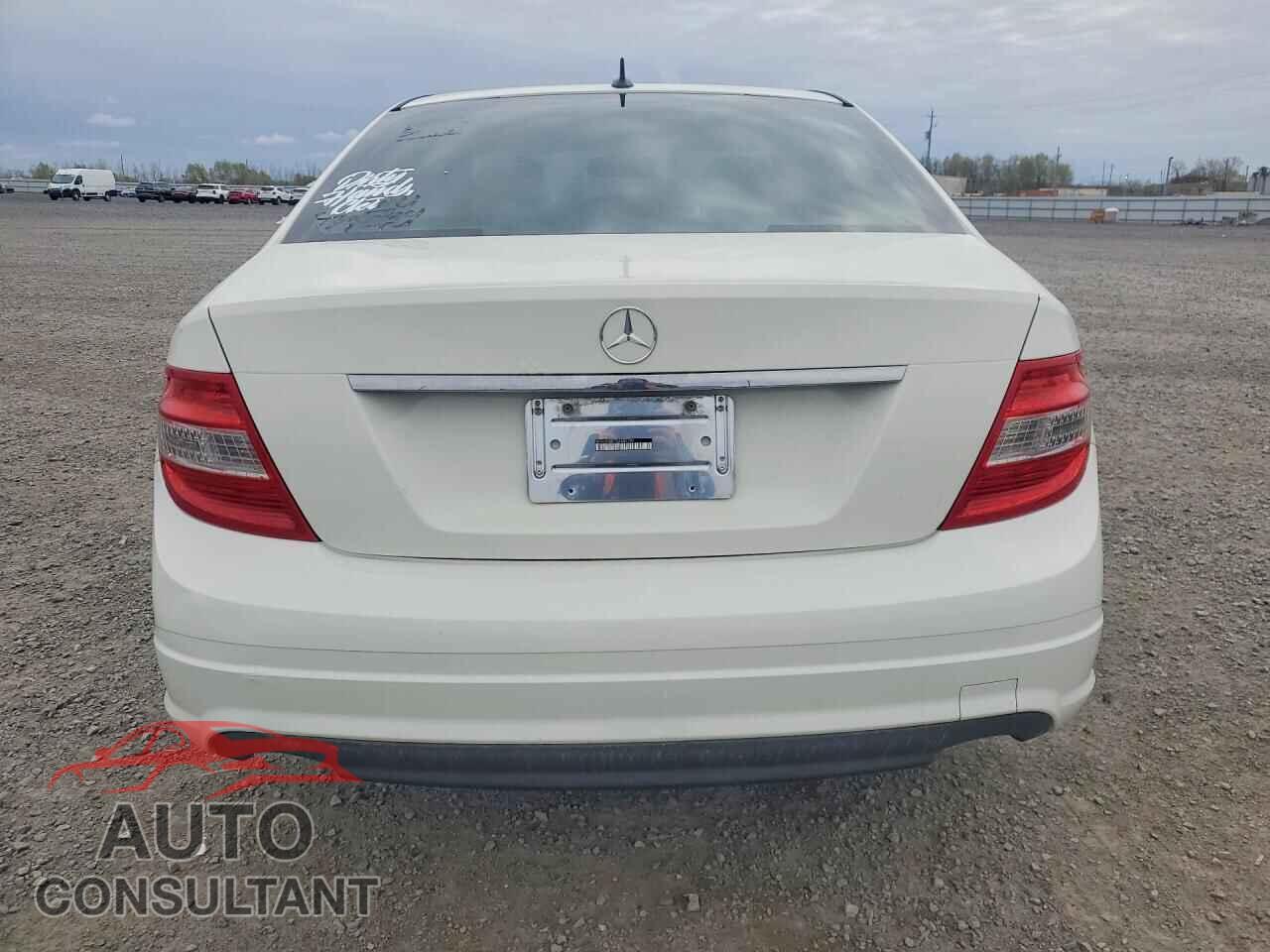 MERCEDES-BENZ C-CLASS 2011 - WDDGF8BB7BA487792