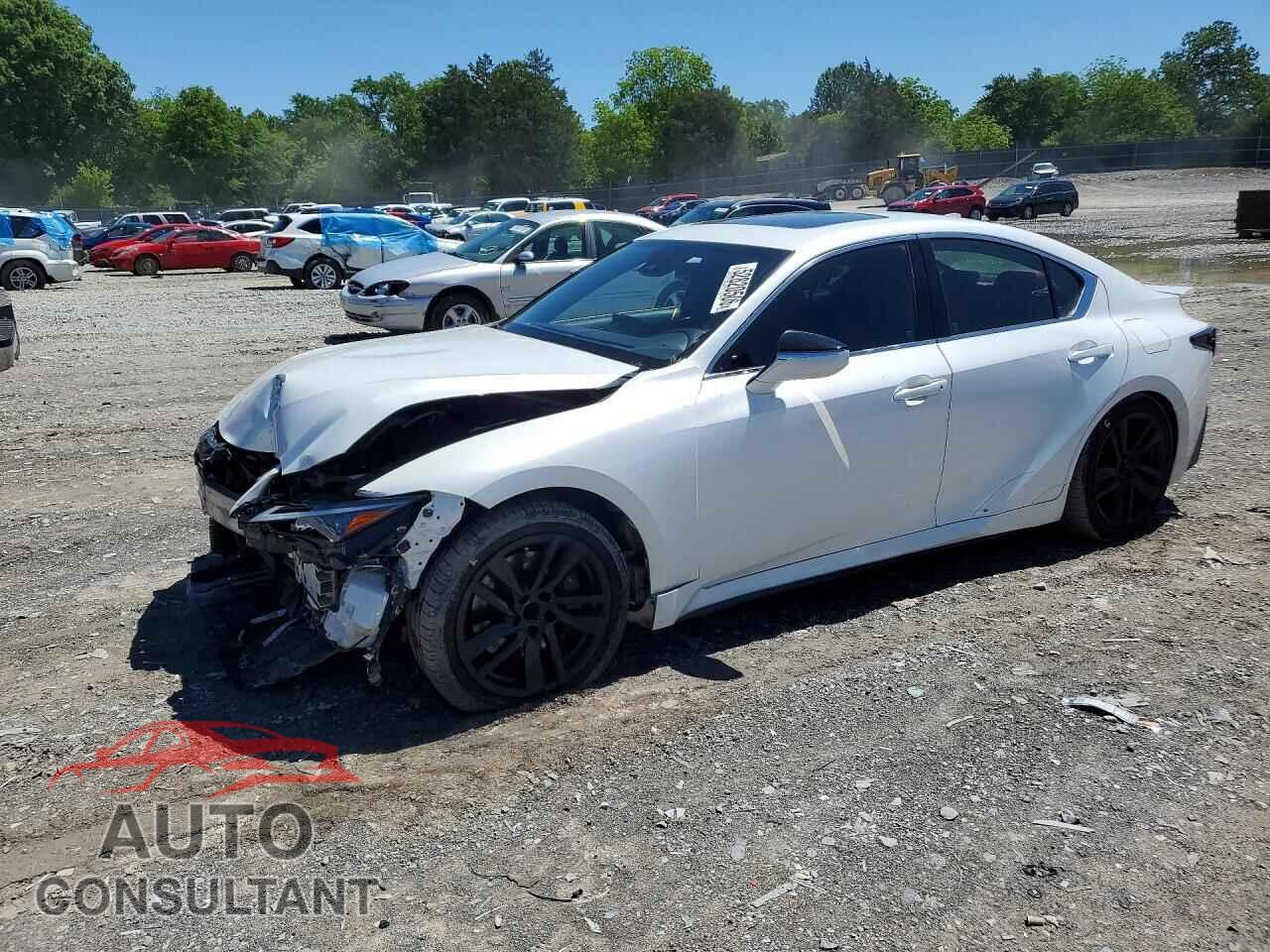 LEXUS IS 2021 - JTHCA1D27M5111812