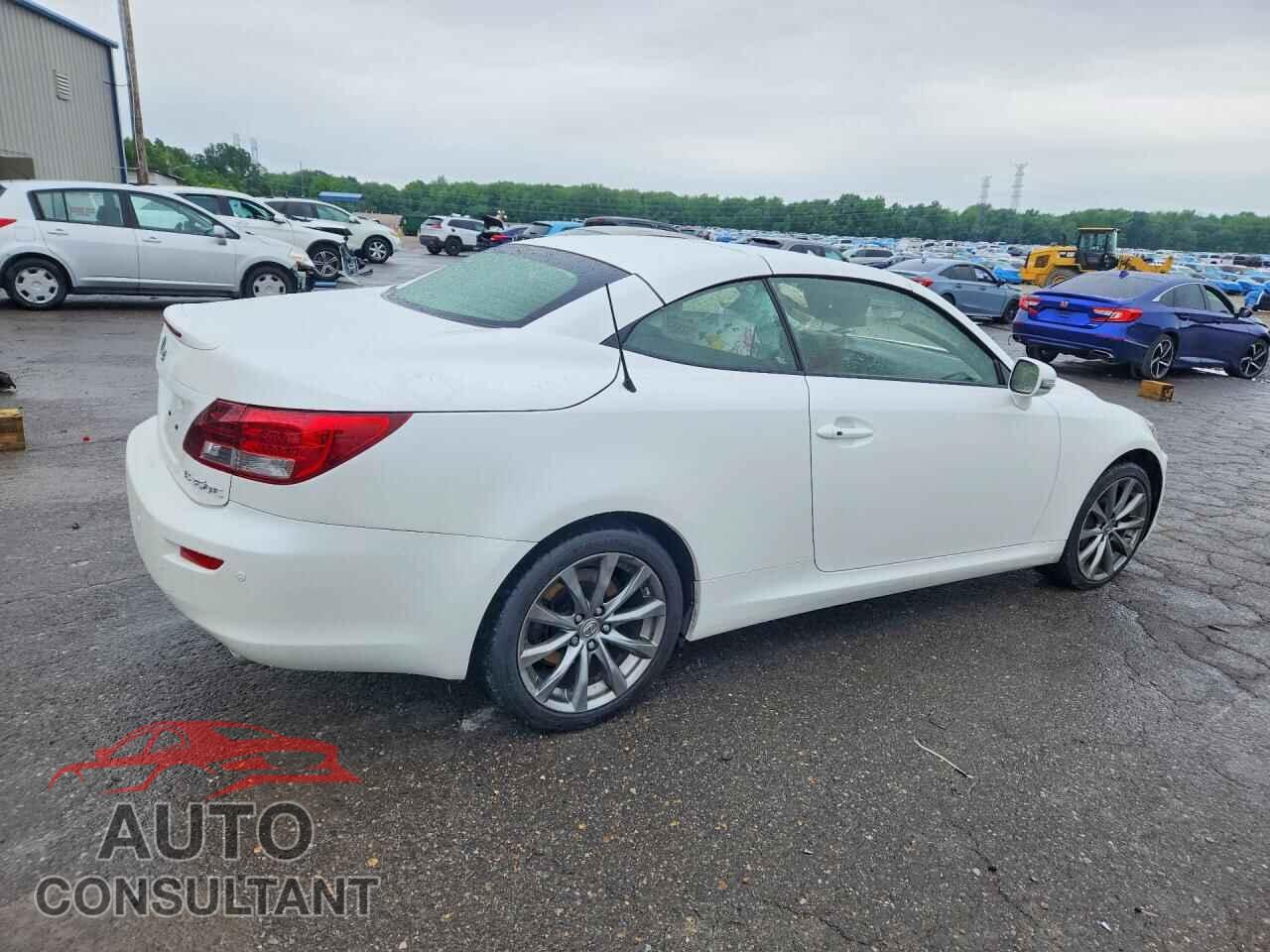 LEXUS IS 2015 - JTHFE2C21F2511541