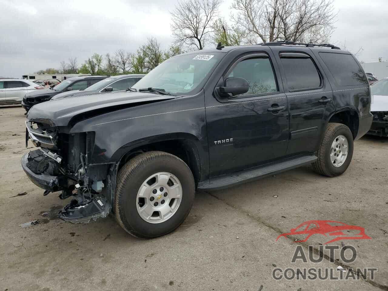 CHEVROLET TAHOE 2013 - 1GNSKAE01DR148197