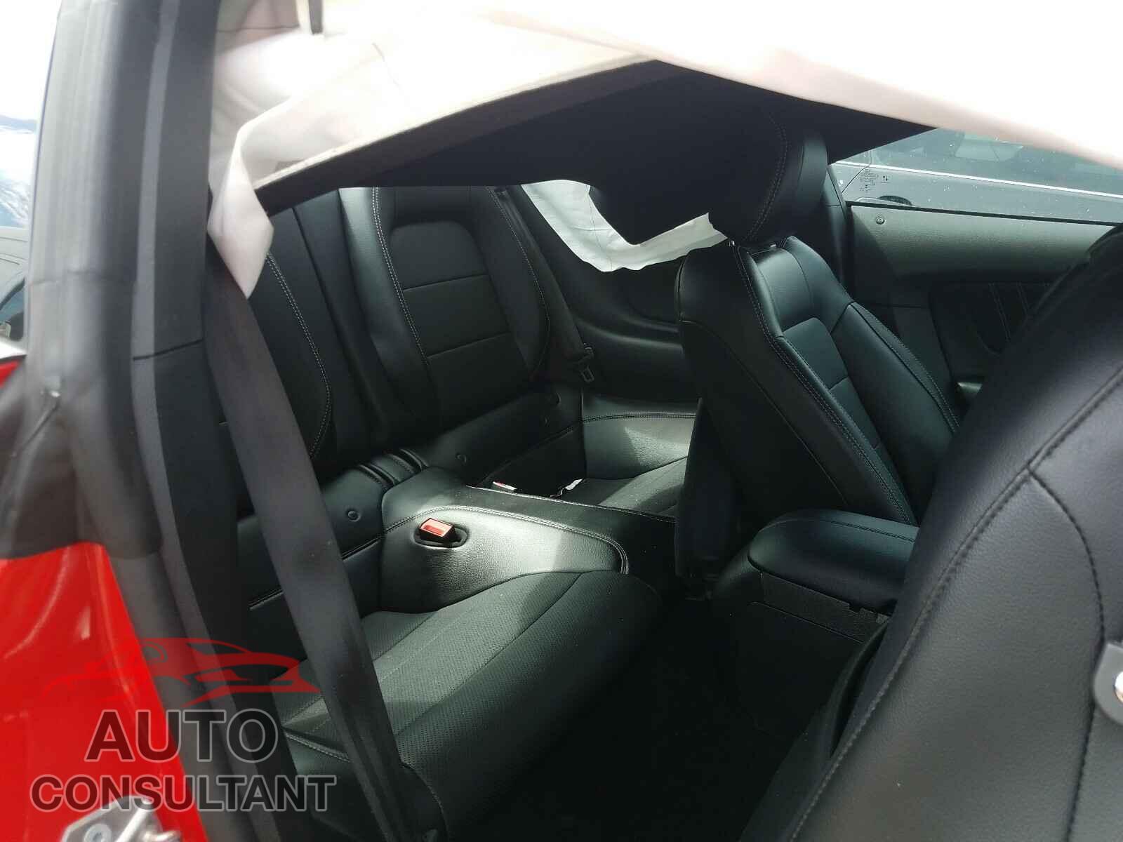 FORD MUSTANG 2020 - 1FA6P8CF3L5123339
