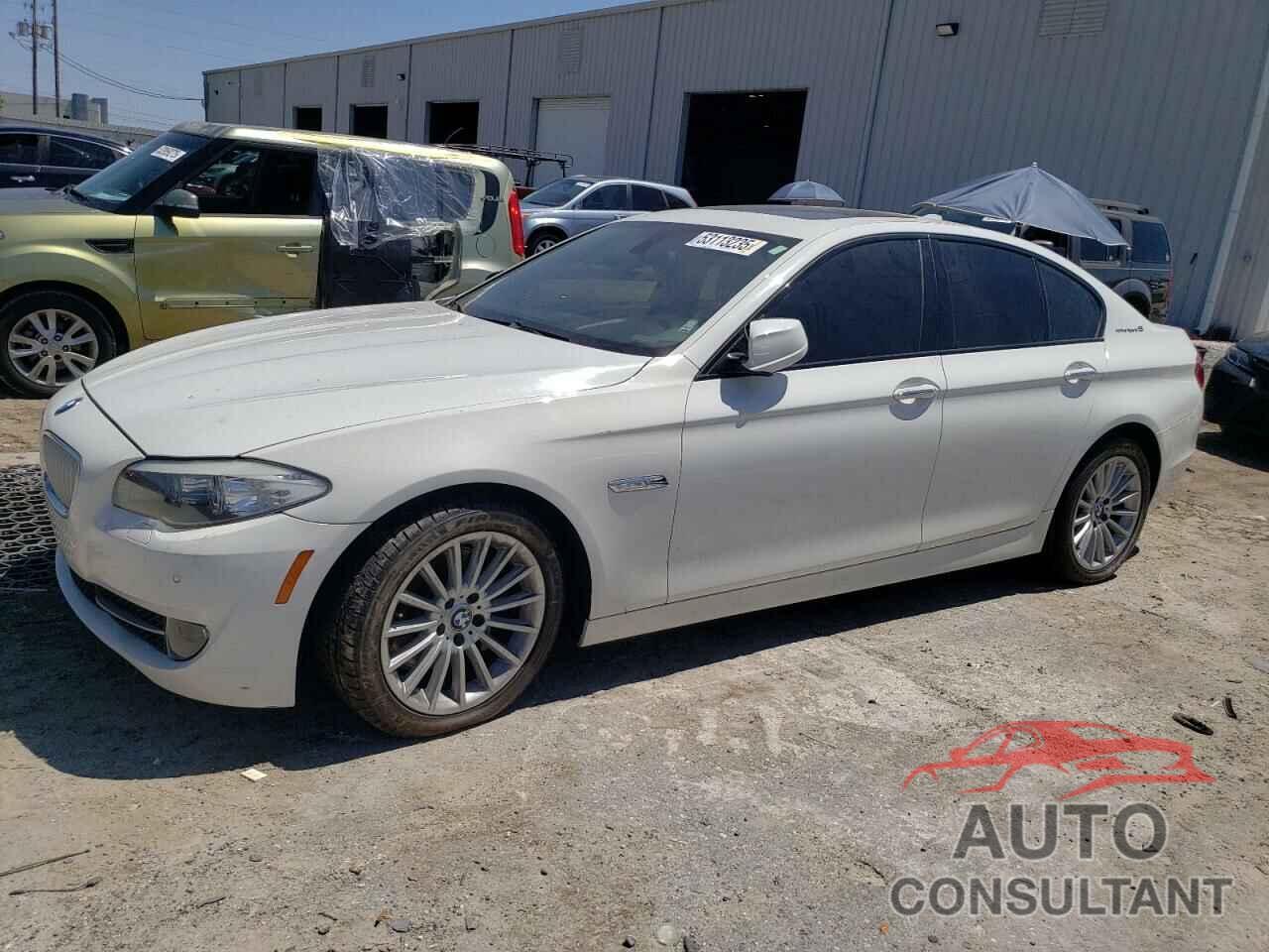BMW 5 SERIES 2013 - WBAFZ9C55DD090625