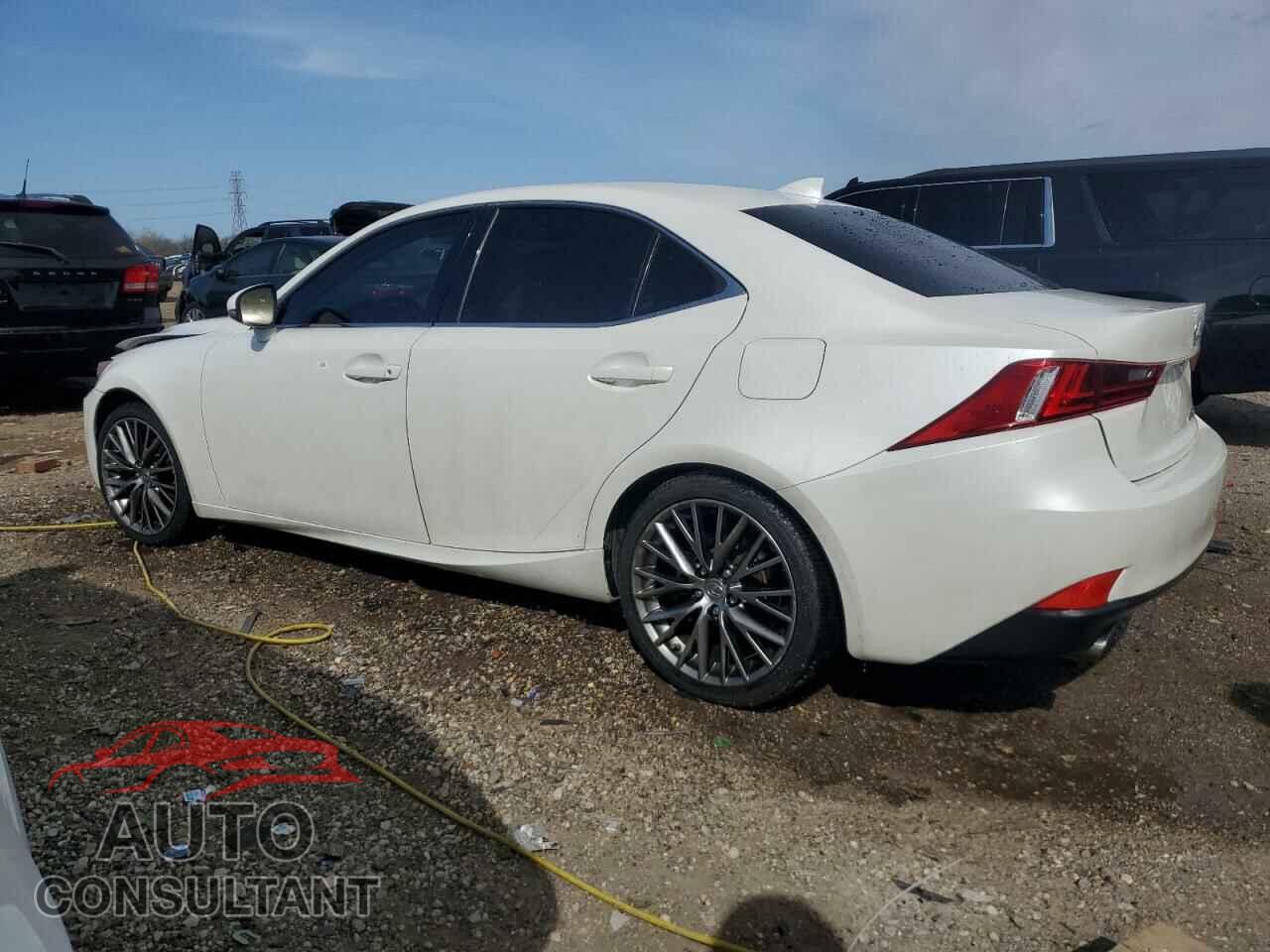 LEXUS IS 2015 - JTHCF1D23F5020556