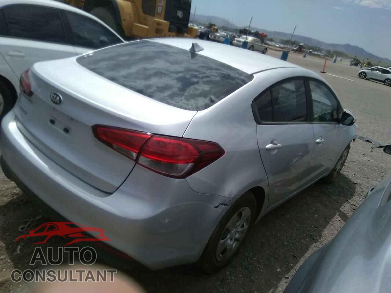 KIA FORTE 2017 - 3KPFK4A78HE055645