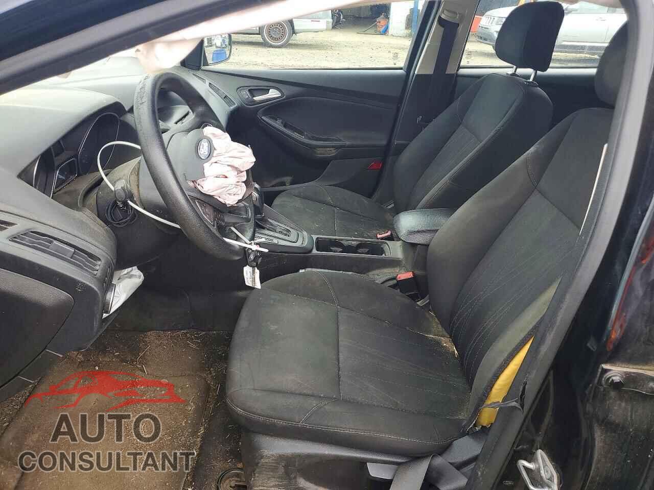 FORD FOCUS 2016 - 1FADP3K22GL284601