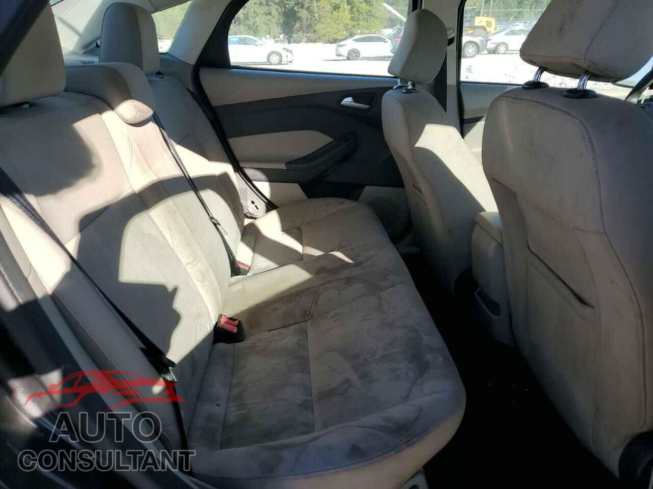 FORD FOCUS 2016 - 1FADP3F25GL250064