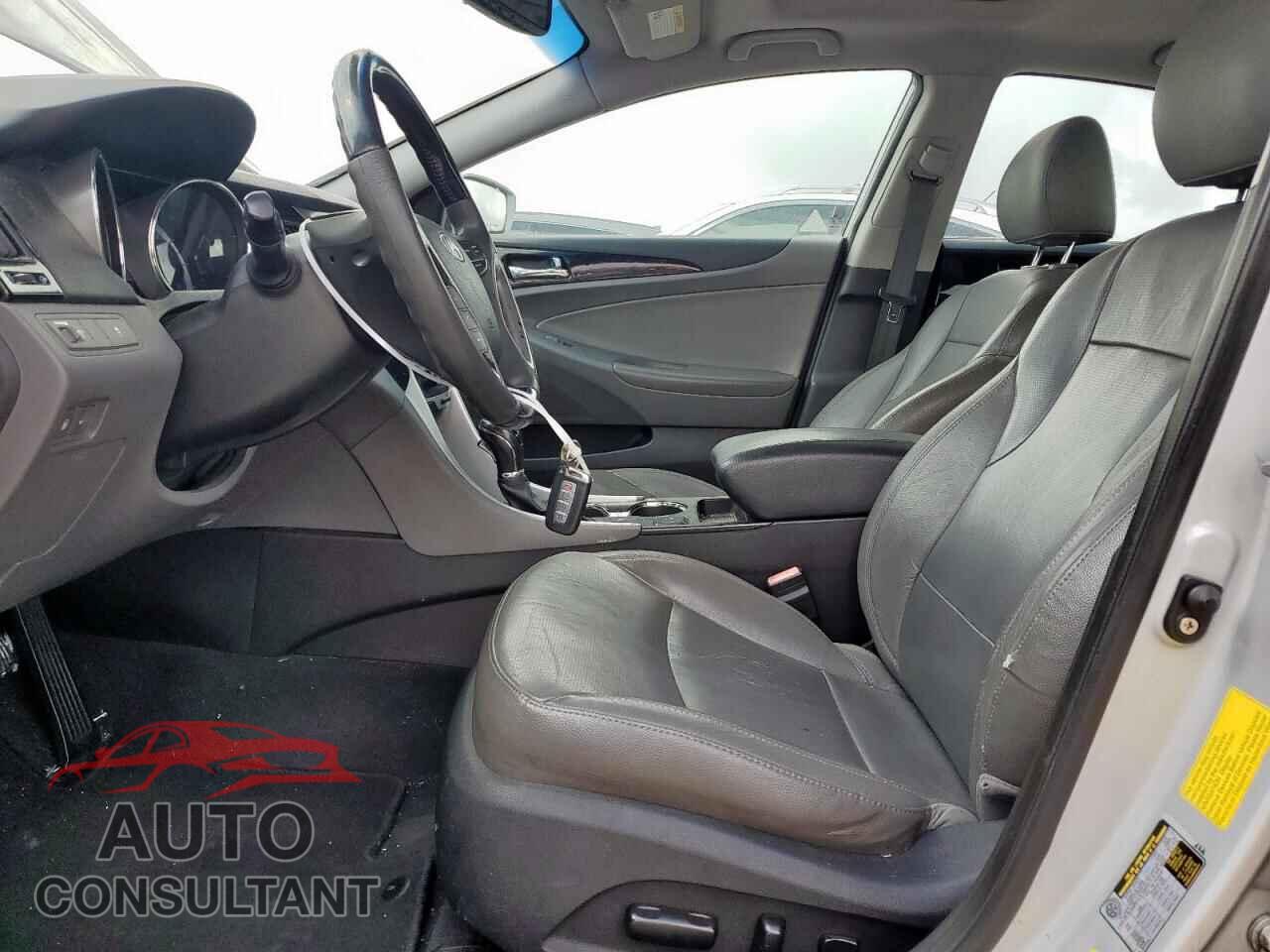 HYUNDAI SONATA 2011 - 5NPEC4AC9BH019245