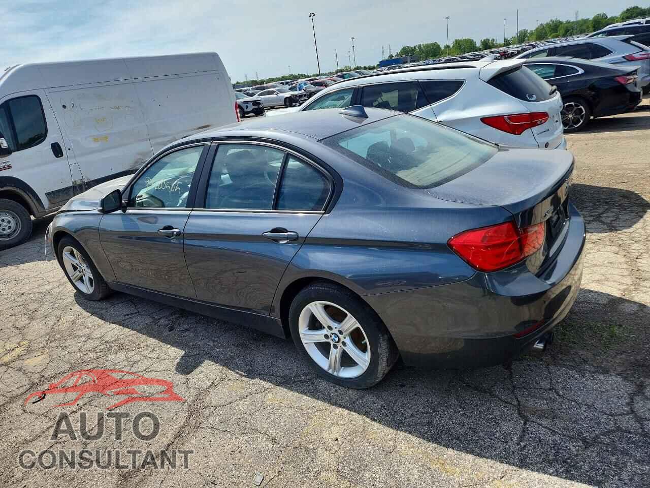 BMW 3 SERIES 2013 - WBA3B5C53DF596295