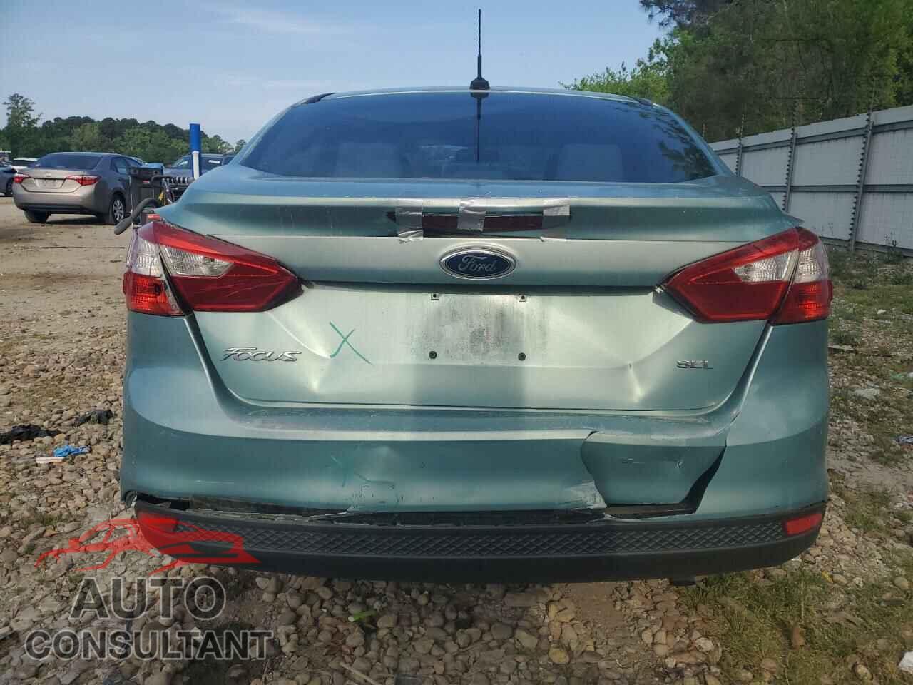 FORD FOCUS 2012 - 1FAHP3H22CL341866