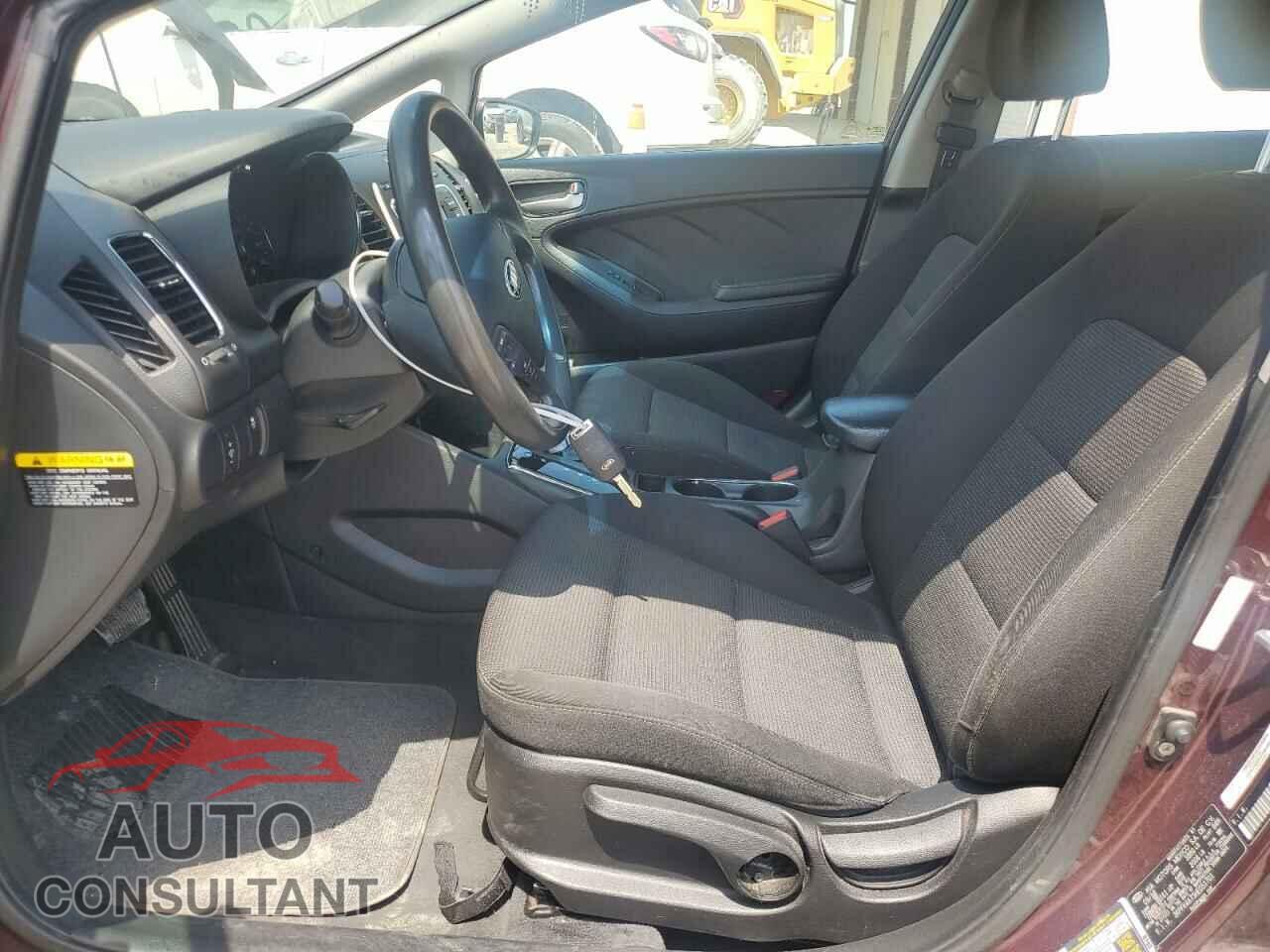 KIA FORTE 2017 - 3KPFK4A75HE051701
