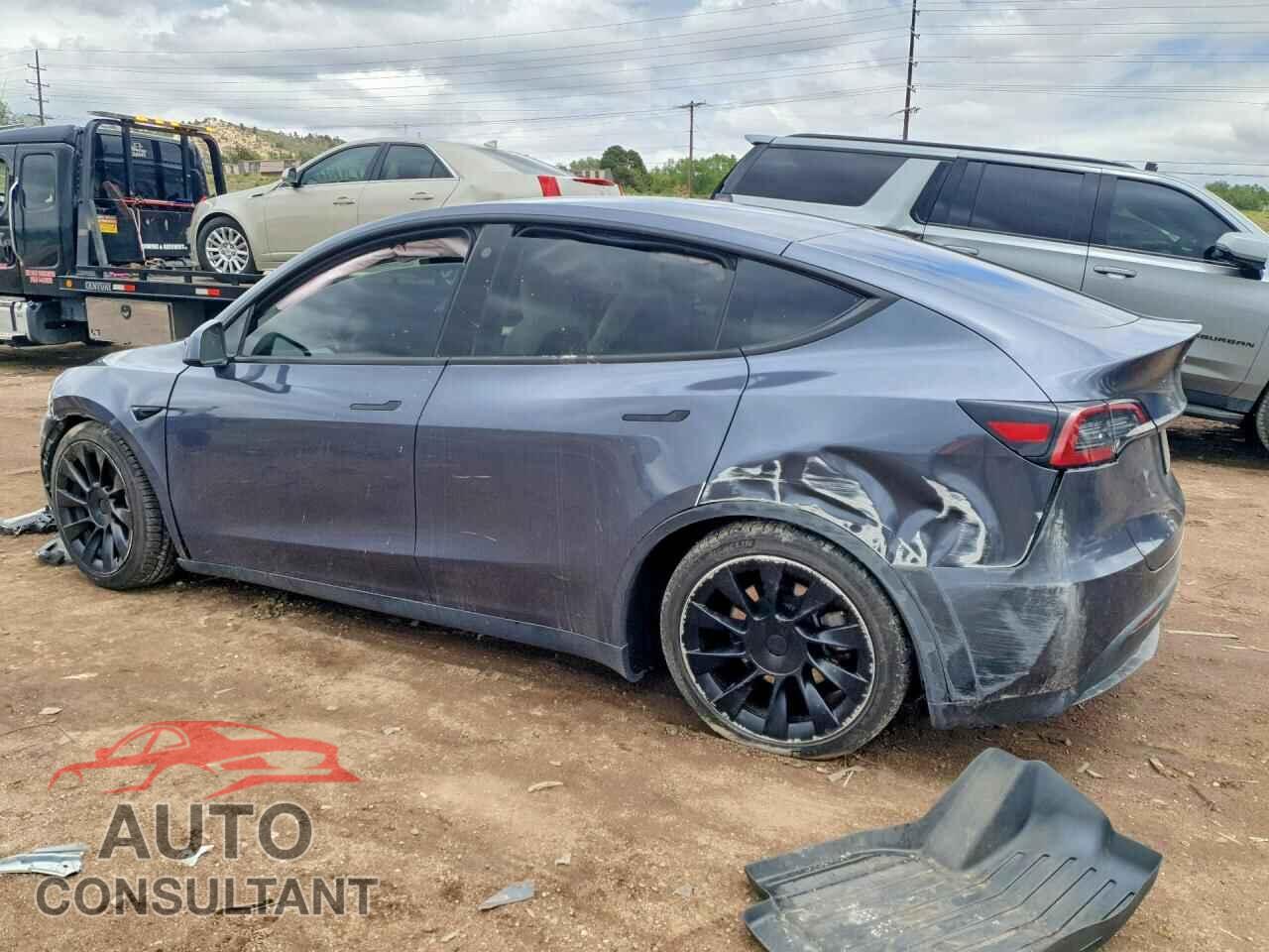 TESLA MODEL Y 2023 - 7SAYGDEE2PF692173
