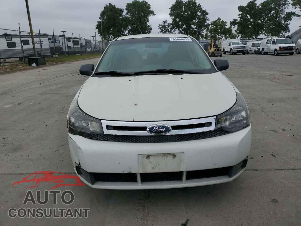 FORD FOCUS 2009 - 1FAHP35N49W224103