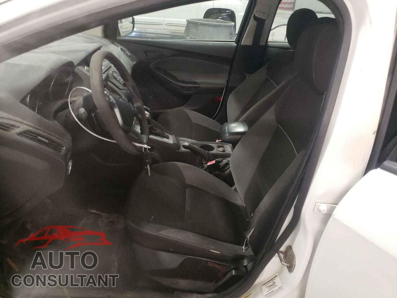 FORD FOCUS 2012 - 1FAHP3K27CL458027