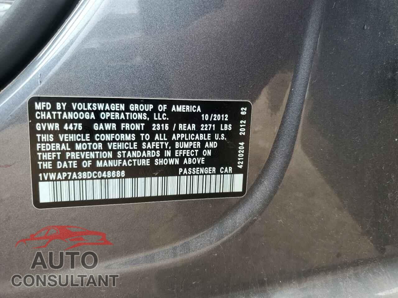VOLKSWAGEN PASSAT 2013 - 1VWAP7A38DC048686