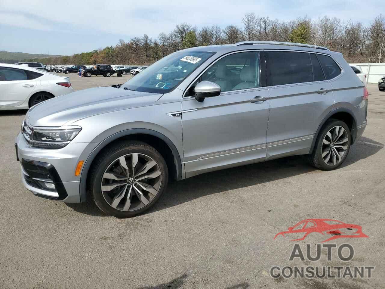 VOLKSWAGEN TIGUAN 2019 - 3VV4B7AX6KM102565