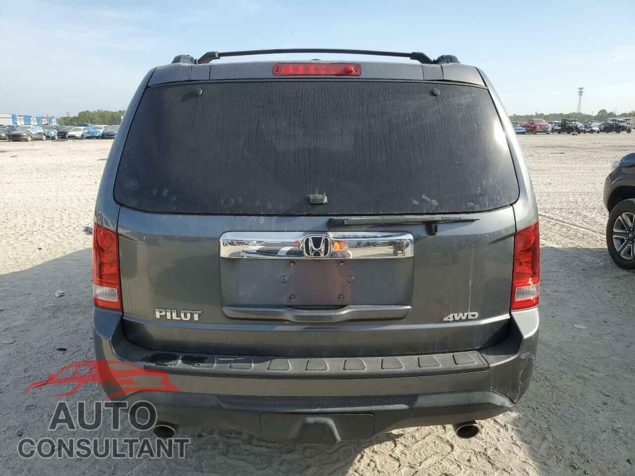 HONDA PILOT 2013 - 5FNYF4H59DB022014
