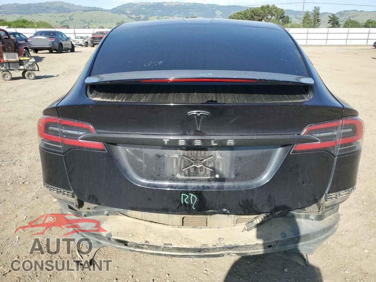 TESLA MODEL X 2017 - 5YJXCDE2XHF049999