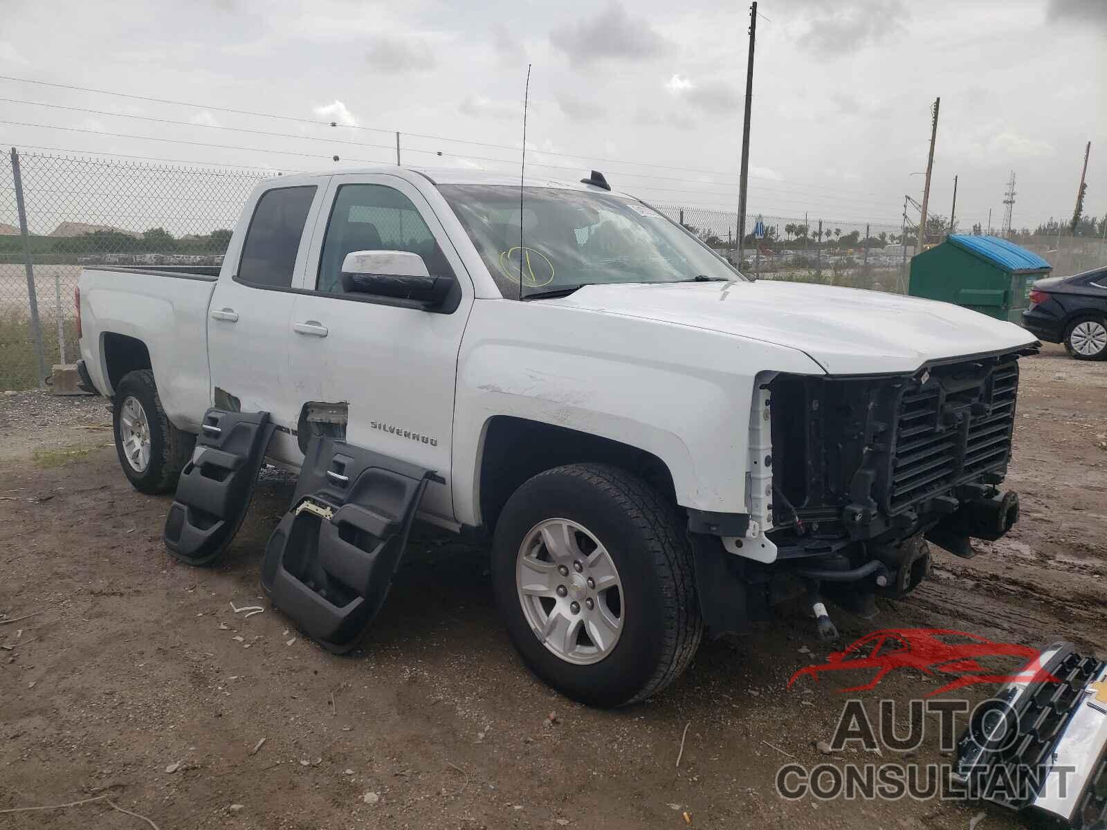 CHEVROLET SILVERADO 2018 - 1GCRCREC1JZ141579