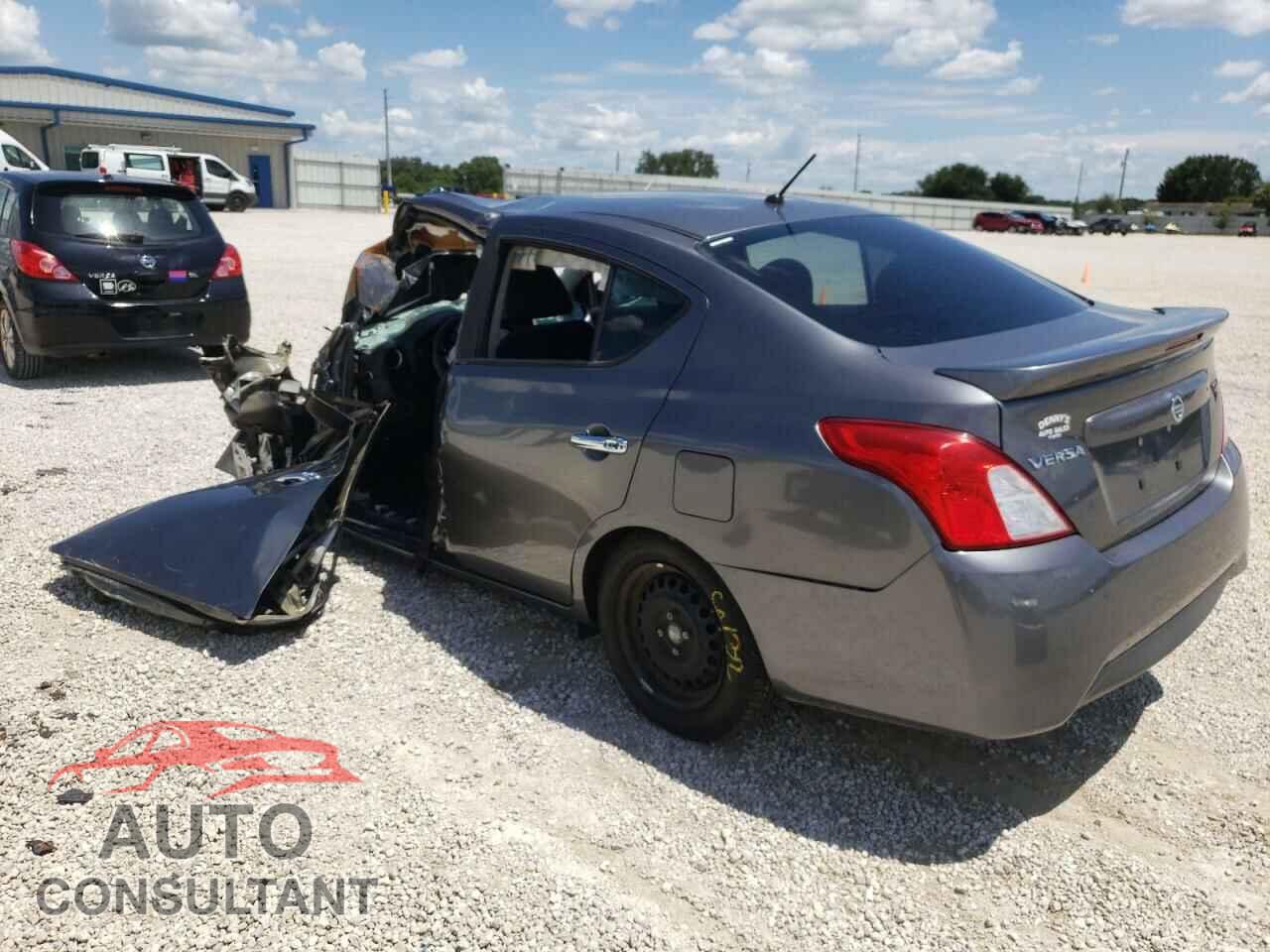 NISSAN VERSA 2017 - 3N1CN7AP5HL815735