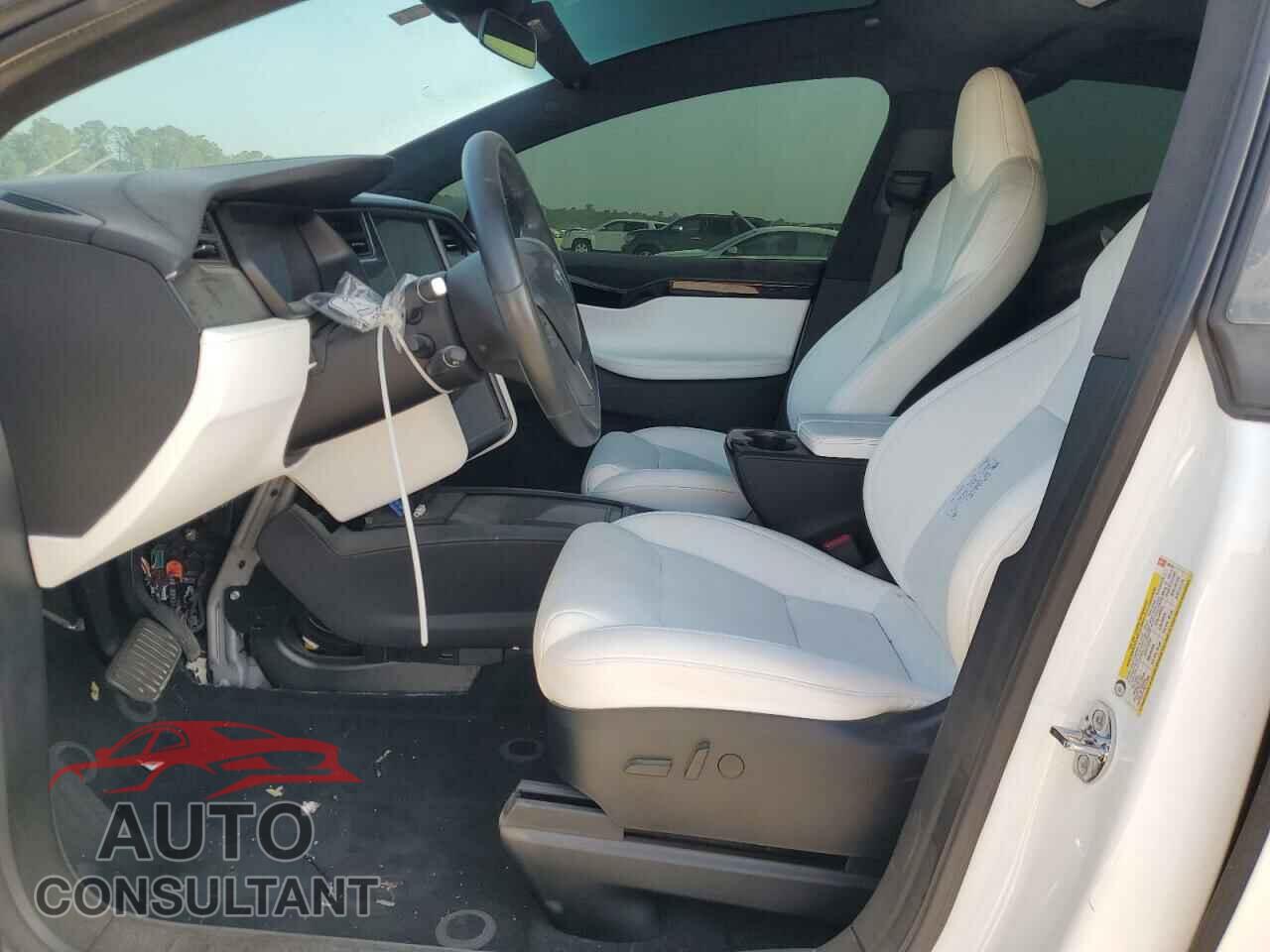 TESLA MODEL X 2020 - 5YJXCDE2XLF280104
