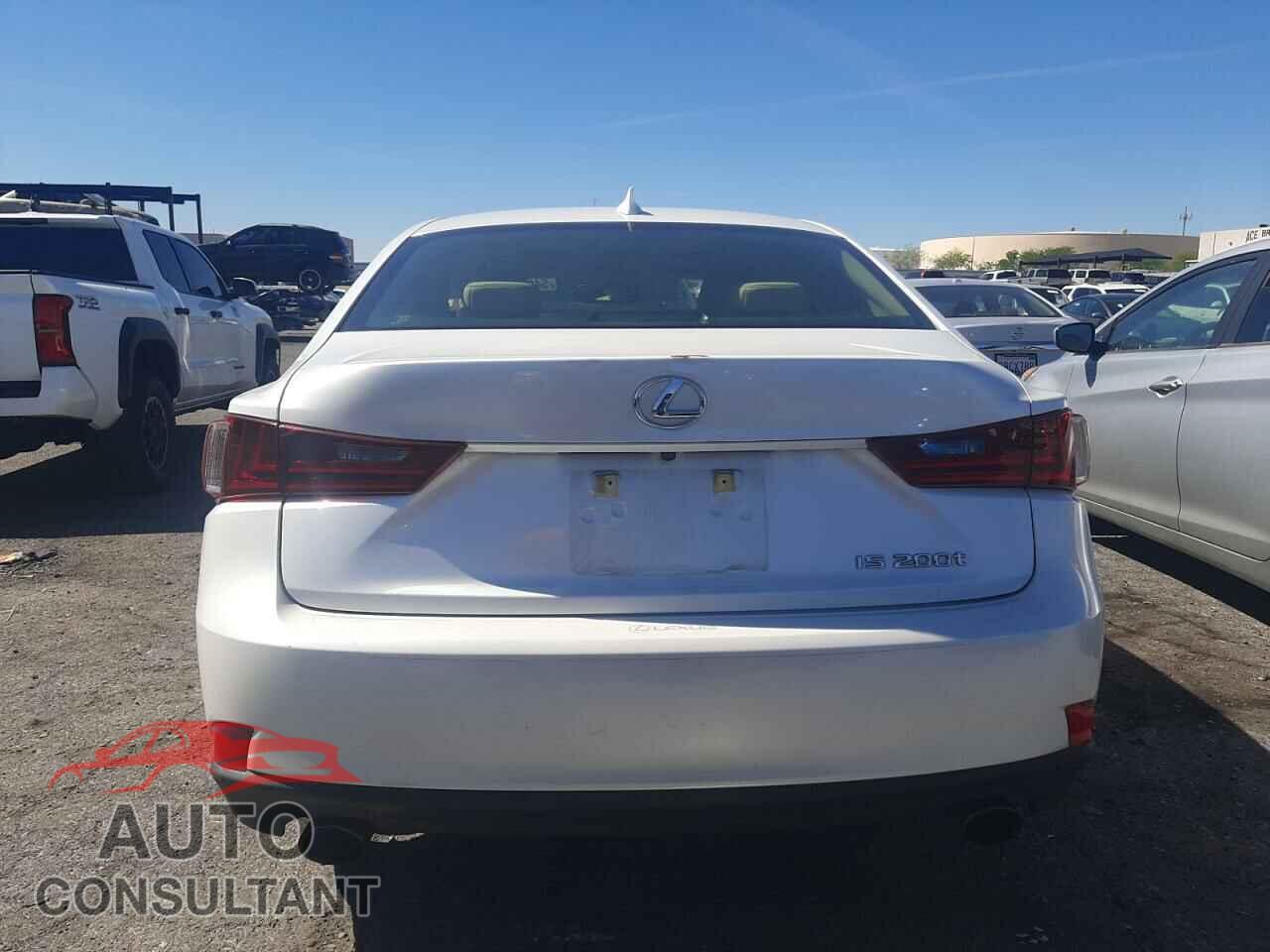 LEXUS IS 2016 - JTHBA1D23G5008788