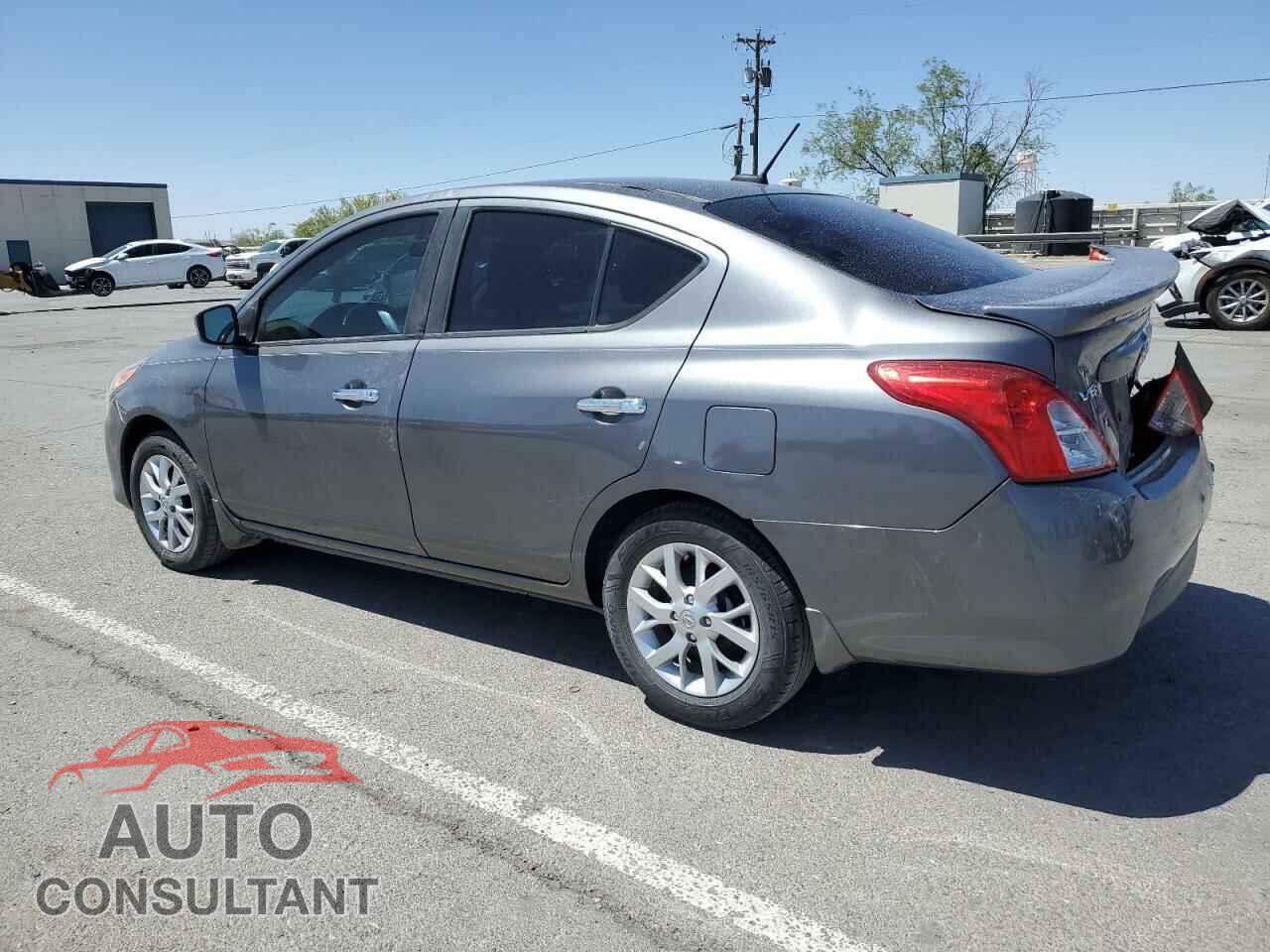 NISSAN VERSA 2017 - 3N1CN7AP7HL816546