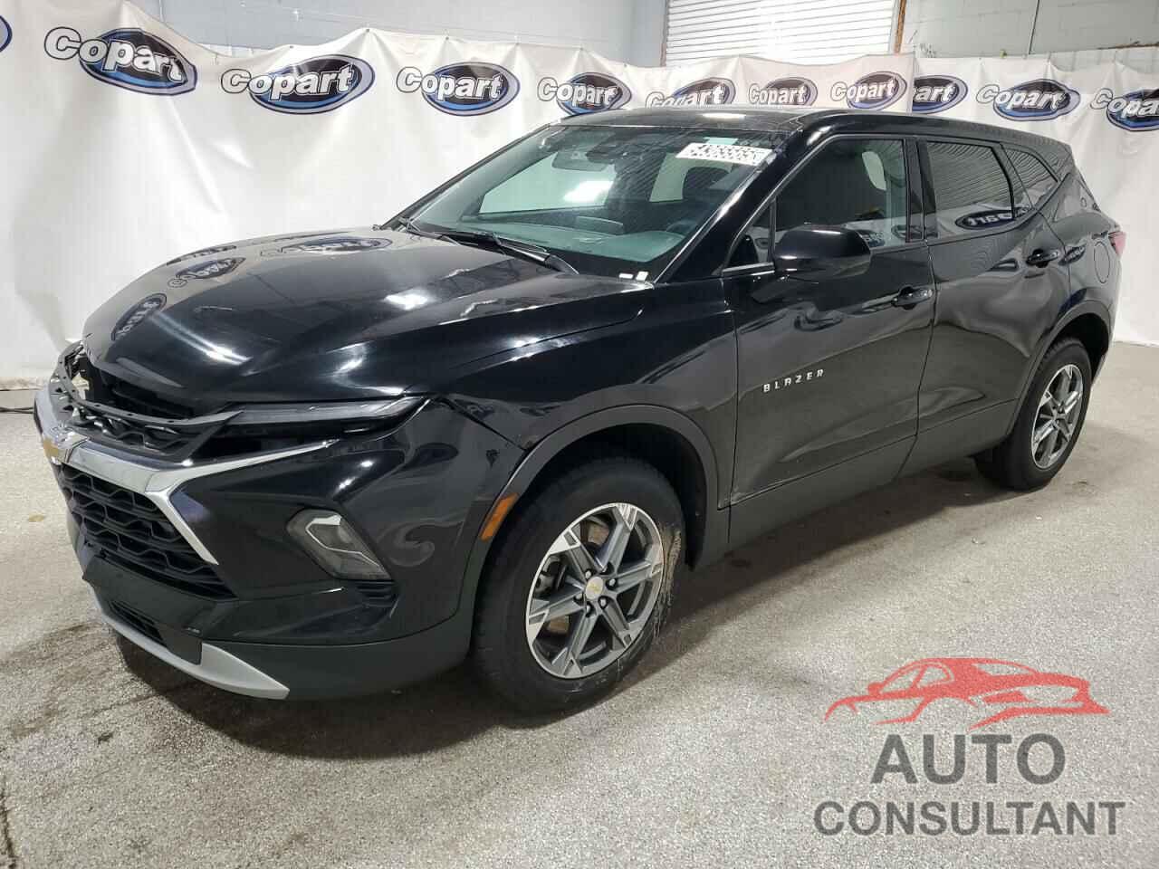 CHEVROLET BLAZER 2023 - 3GNKBCR47PS132581
