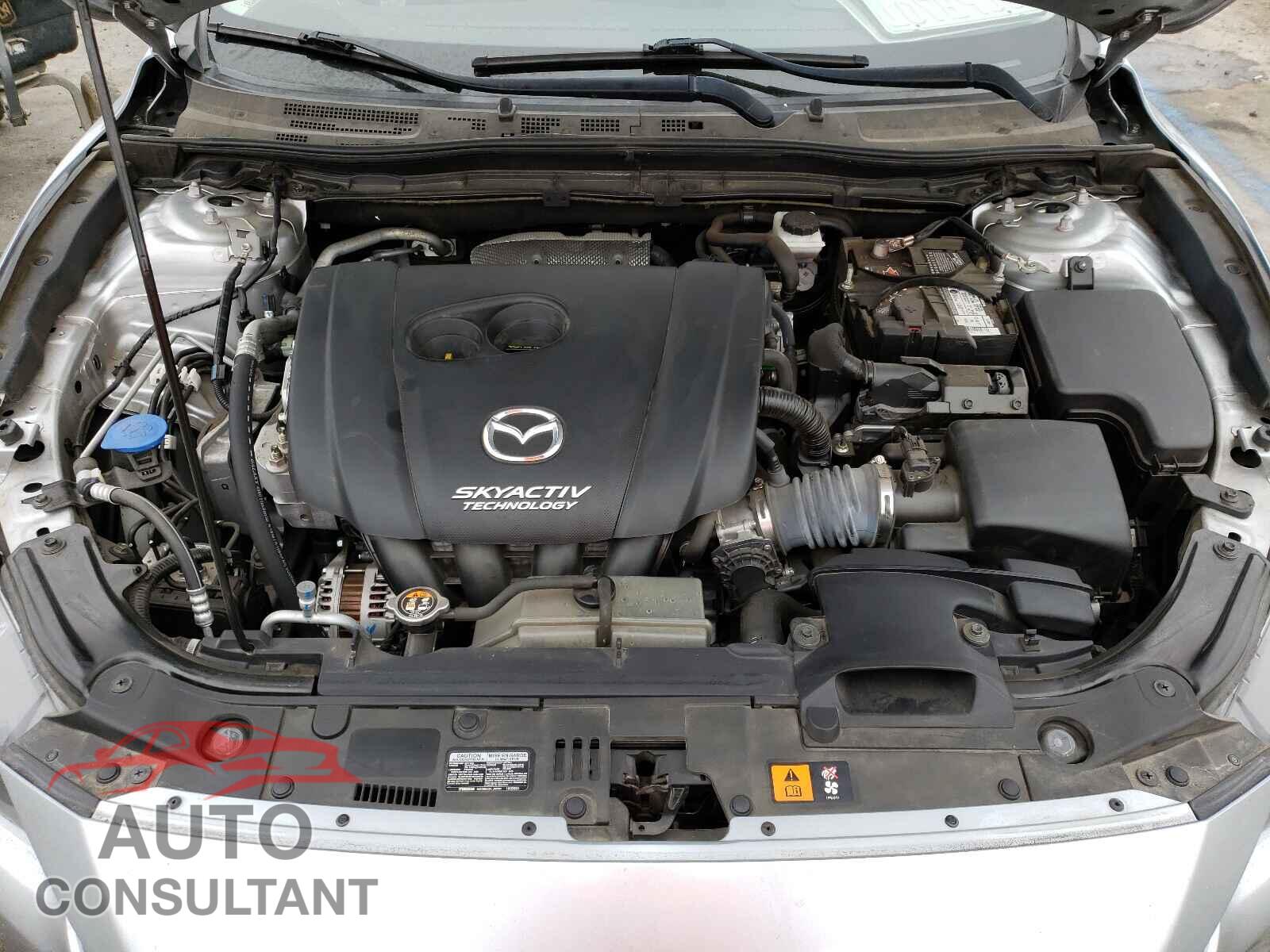 MAZDA 3 2018 - 3MZBN1L36JM201483