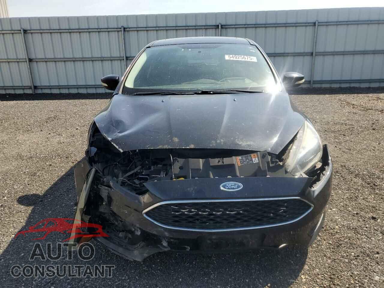 FORD FOCUS 2017 - 1FADP3M26HL265242