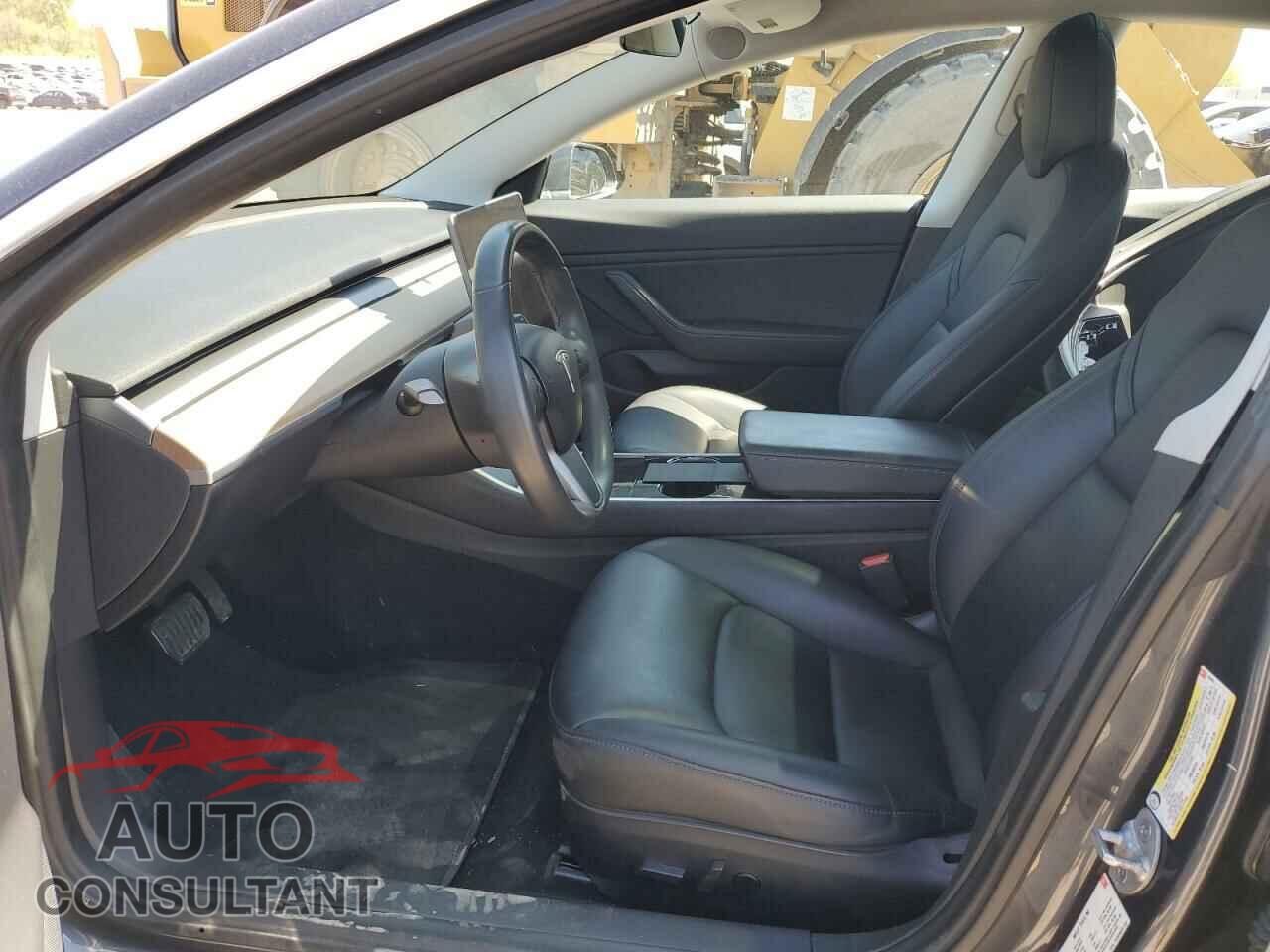 TESLA MODEL 3 2018 - 5YJ3E1EA4JF102085