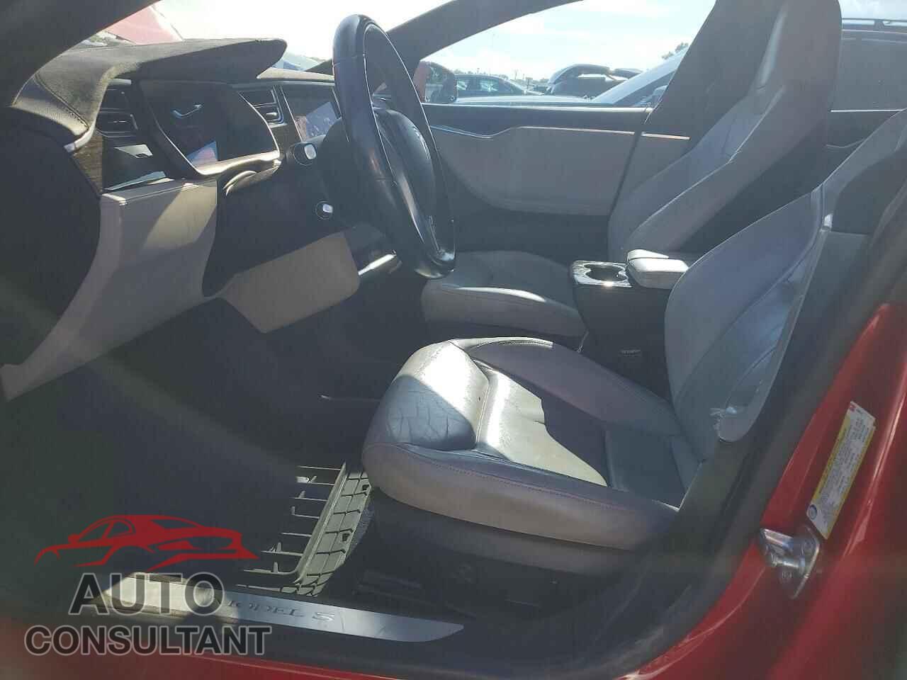 TESLA MODEL S 2015 - 5YJSA1V27FF098010