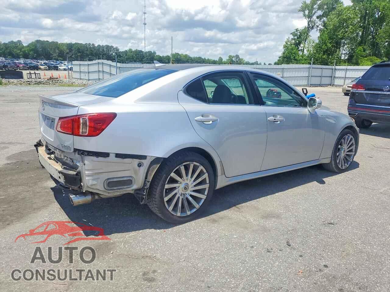 LEXUS IS 2012 - JTHCF5C25C5057189