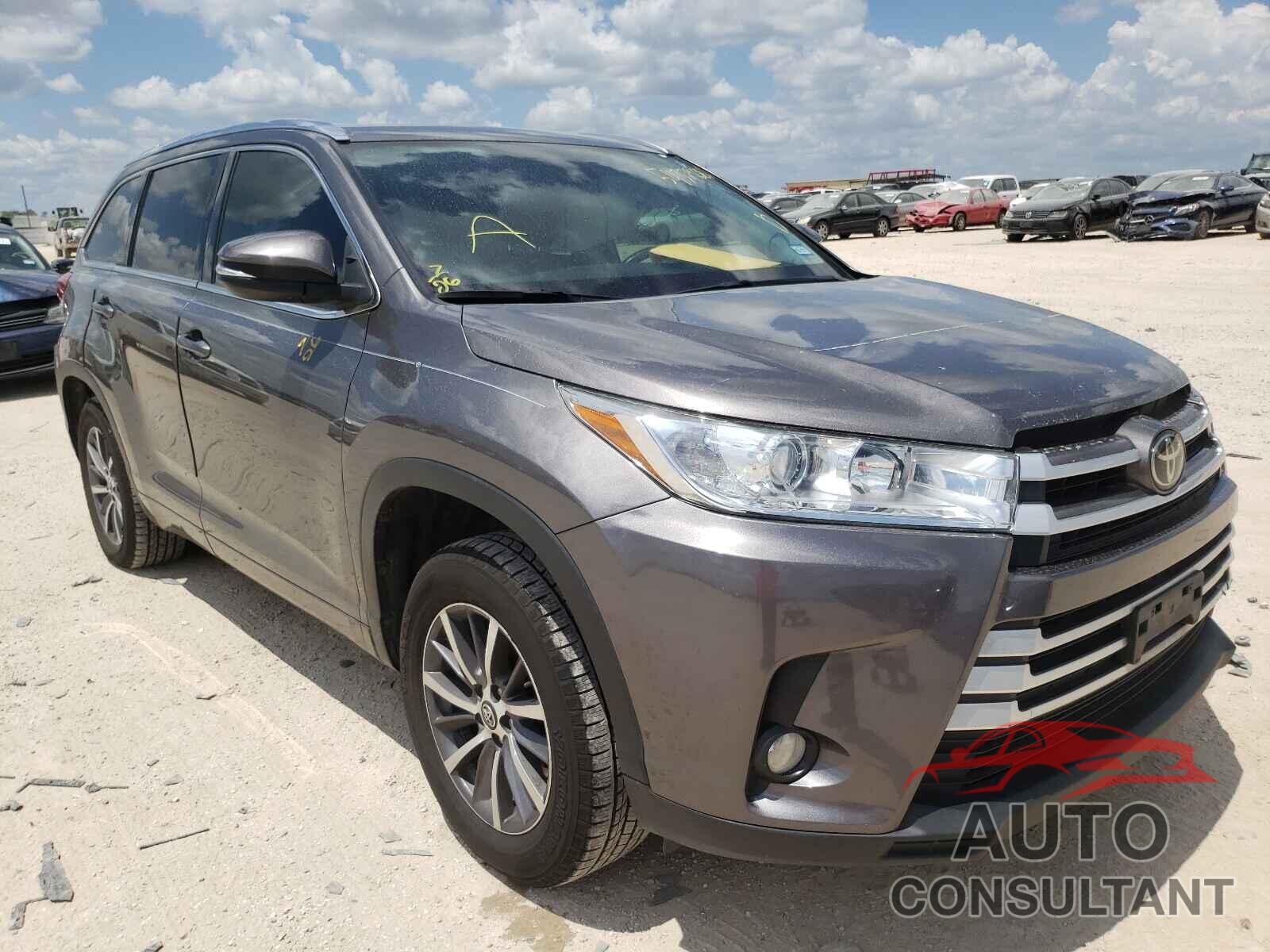 TOYOTA HIGHLANDER 2018 - 5TDKZRFH9JS528666
